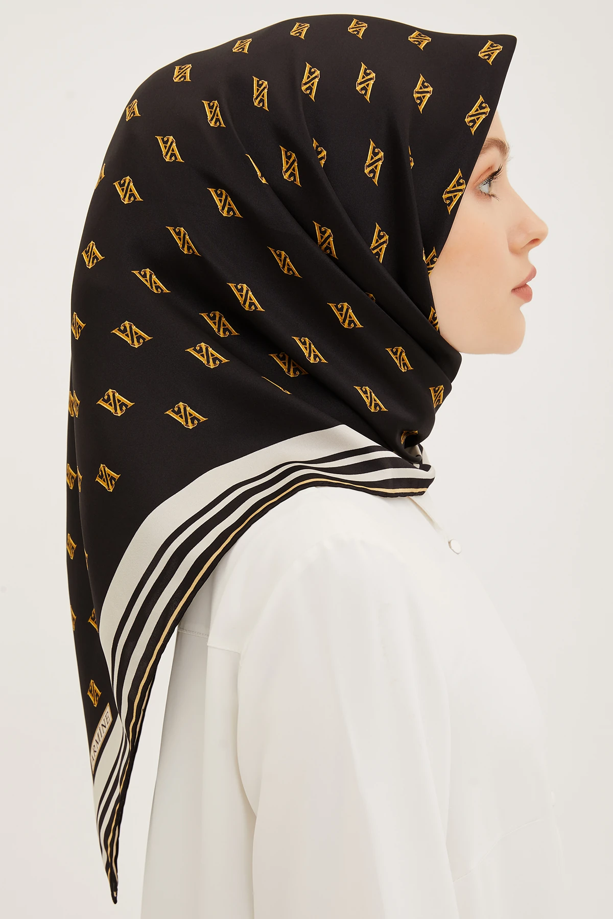 Armine Nostalji Twill İpek Eşarp 8959D-01