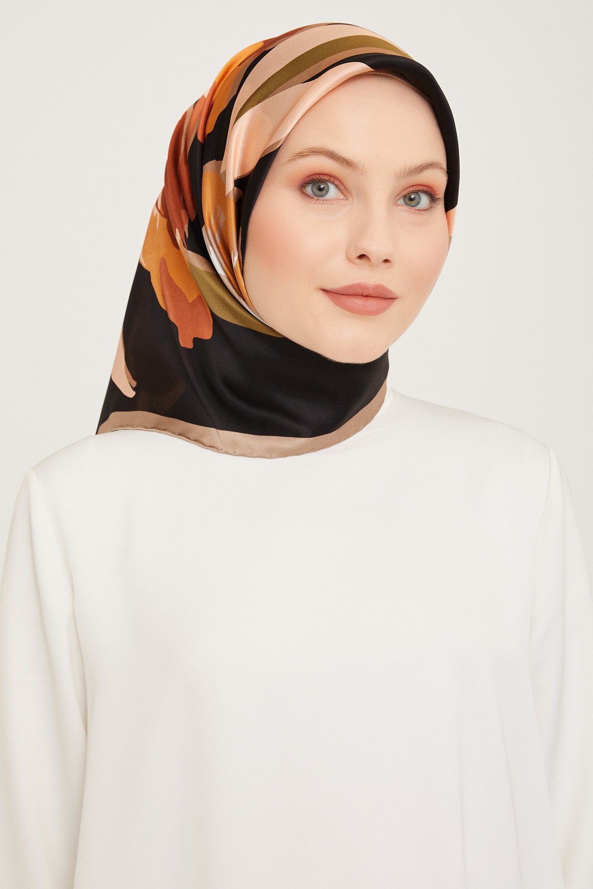 Armine Nostalji Serisi İpek Sura Eşarp 9042DS-06