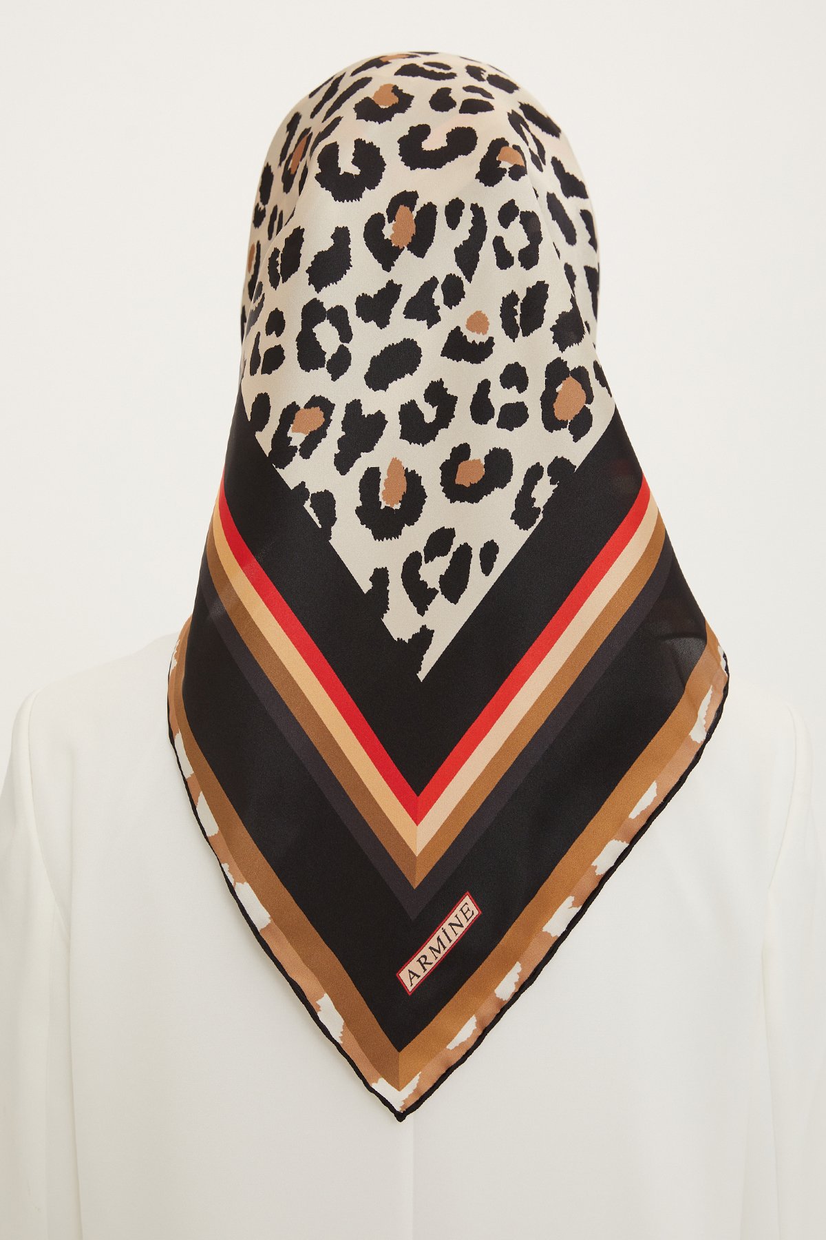 Armine Nostalji Serisi Twill İpek Eşarp 8728D-01