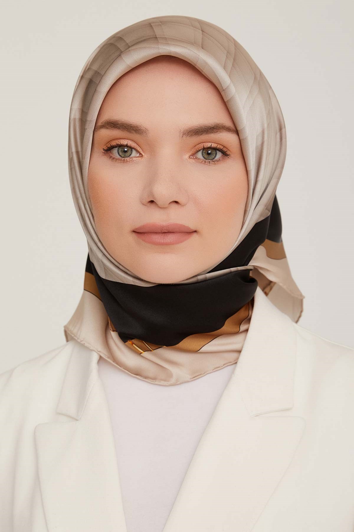 Armine İpek Eşarp Nostalji Twill 8813D-01