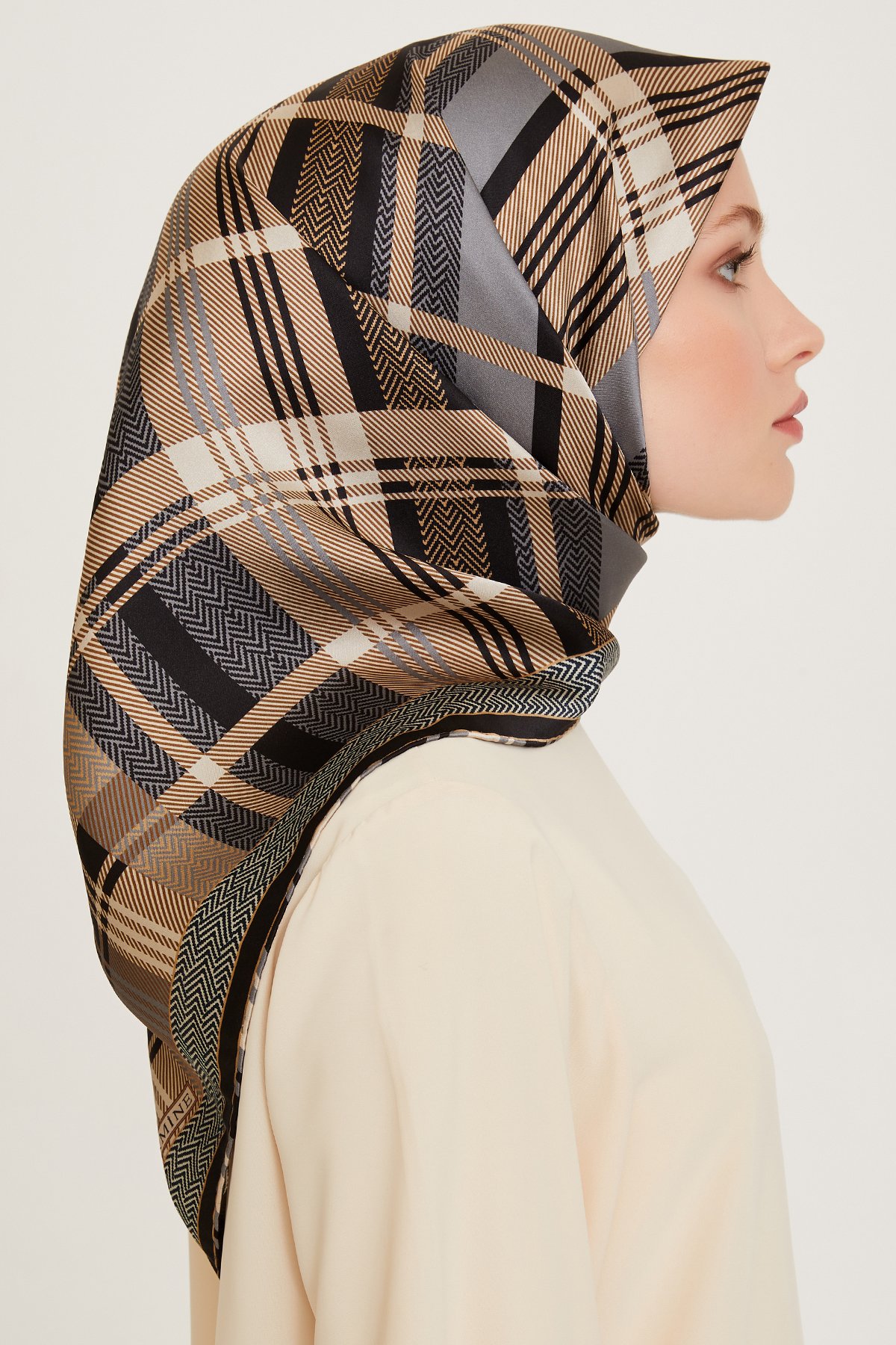 Armine İpek Twill Eşarp 9223D-02