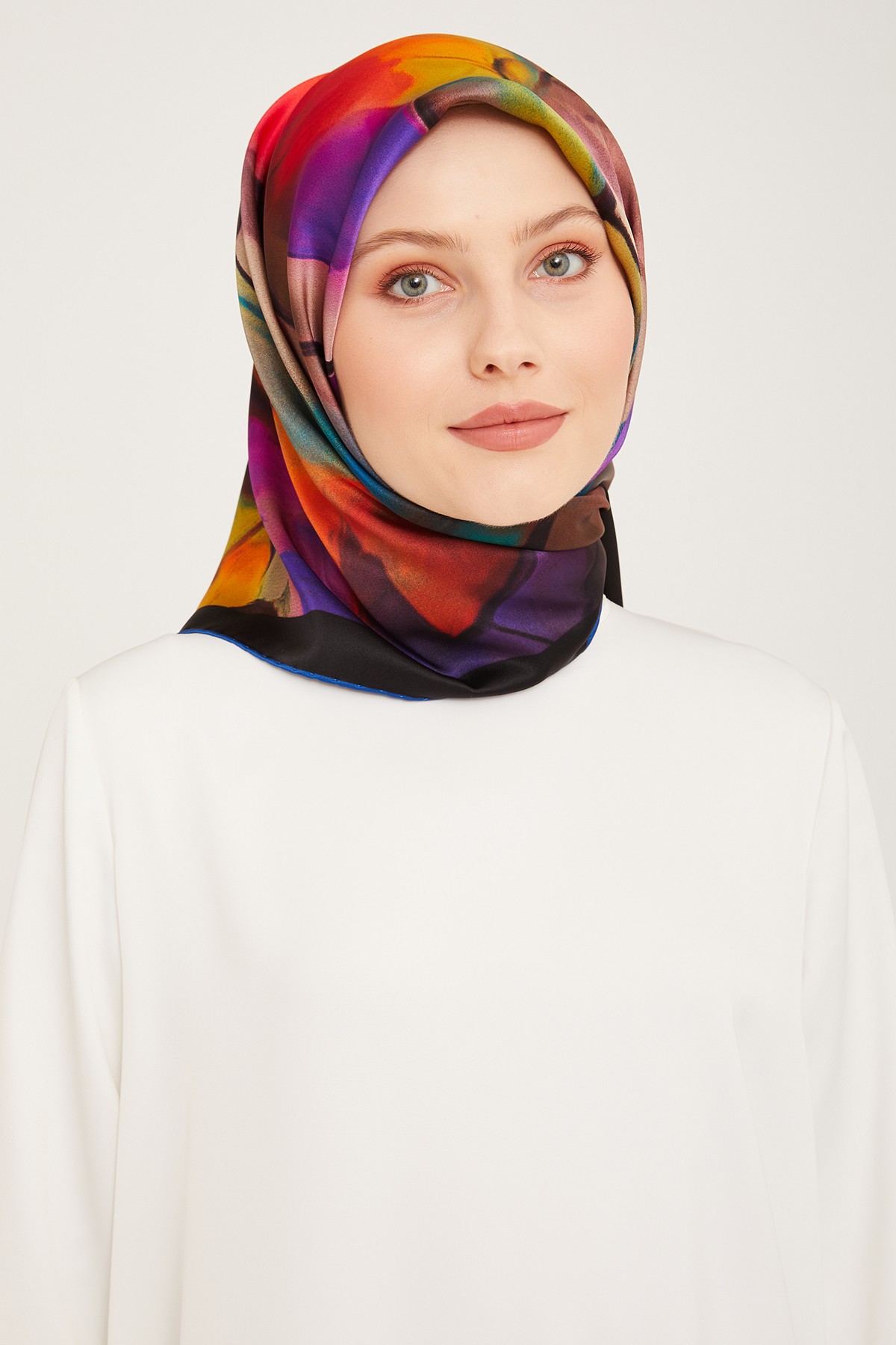 Armine Nostalji Serisi Twill İpek Eşarp 9014D-01