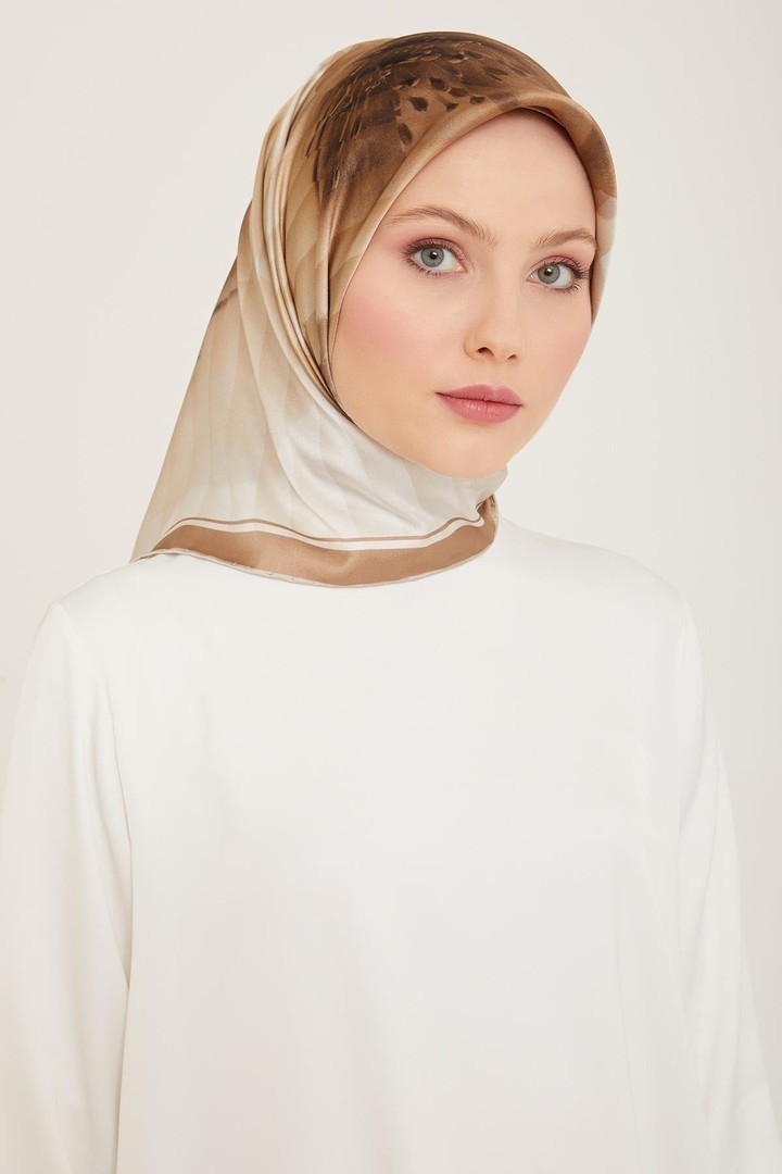 Armine Nostalji Serisi İpek Twill Eşarp 9100D-10