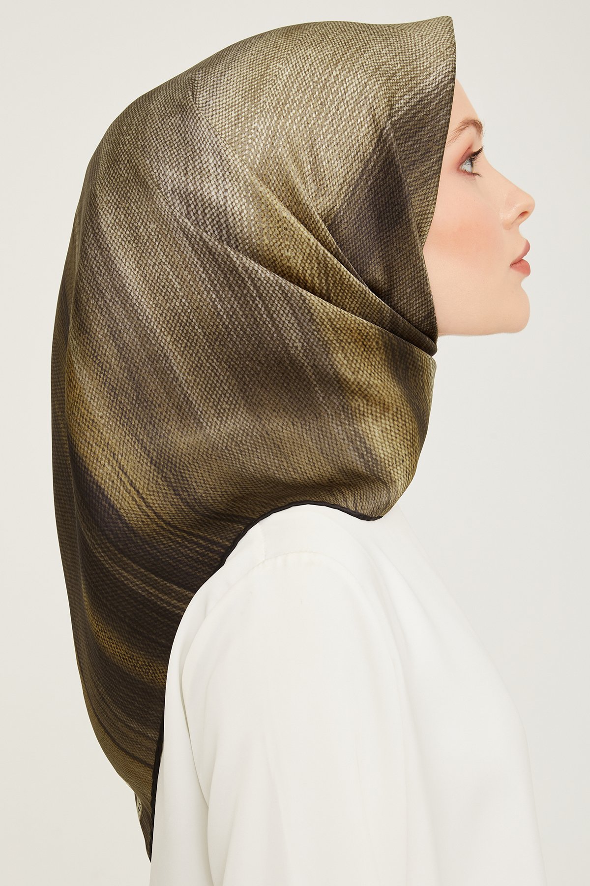 Armine Nostalji Serisi Twill İpek Eşarp 9017D-03