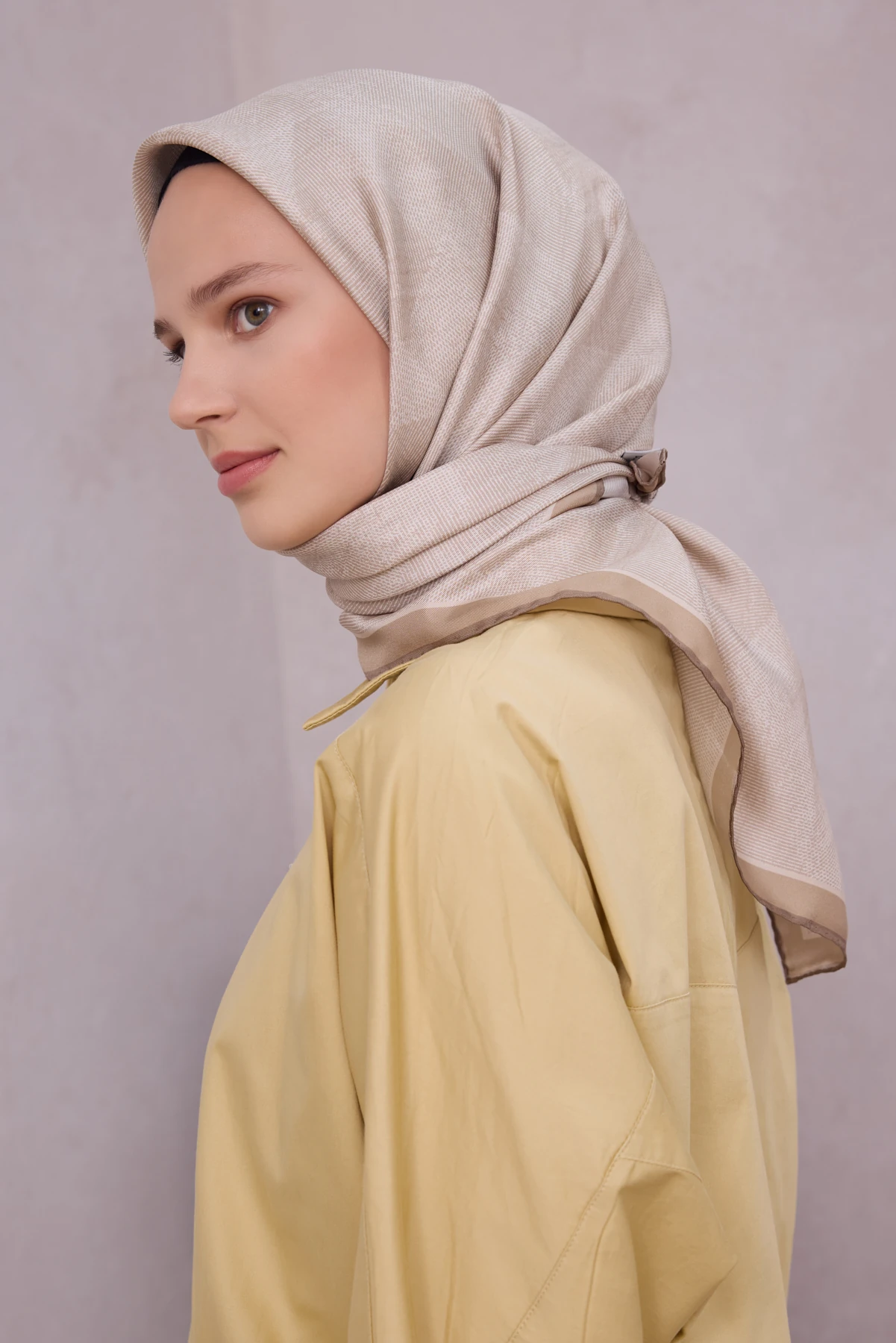 Belli Twill İpek Eşarp 4201D