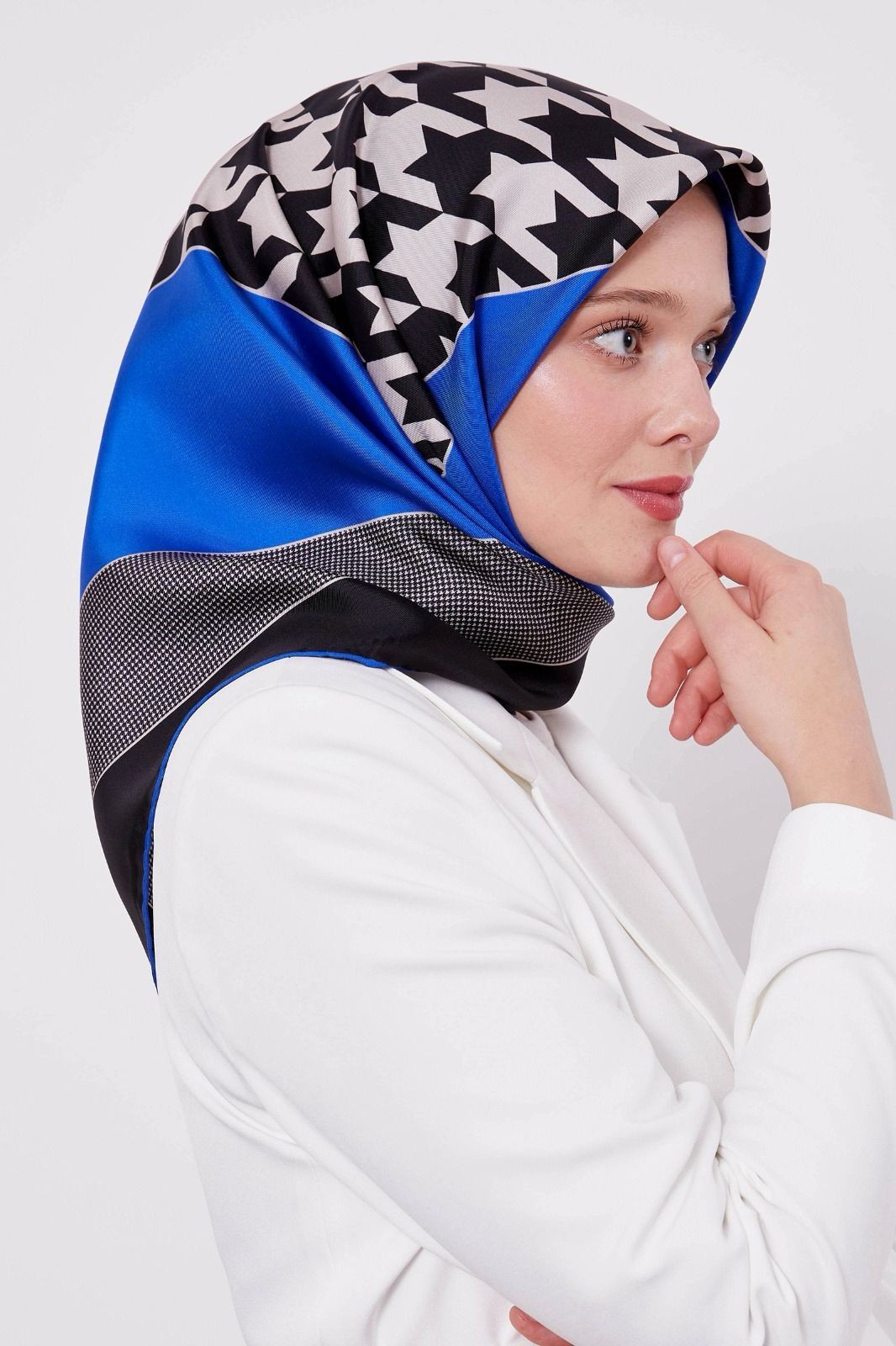 Levidor Twill İpek Eşarp LD4171