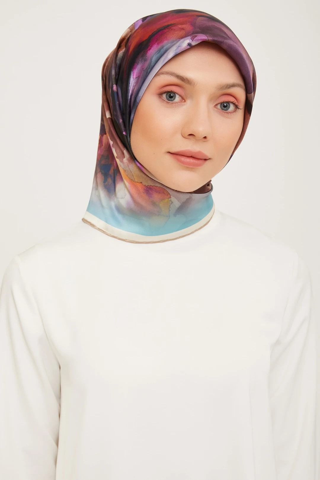 Armine Nostalji Serisi Twill İpek Eşarp 9033D-36