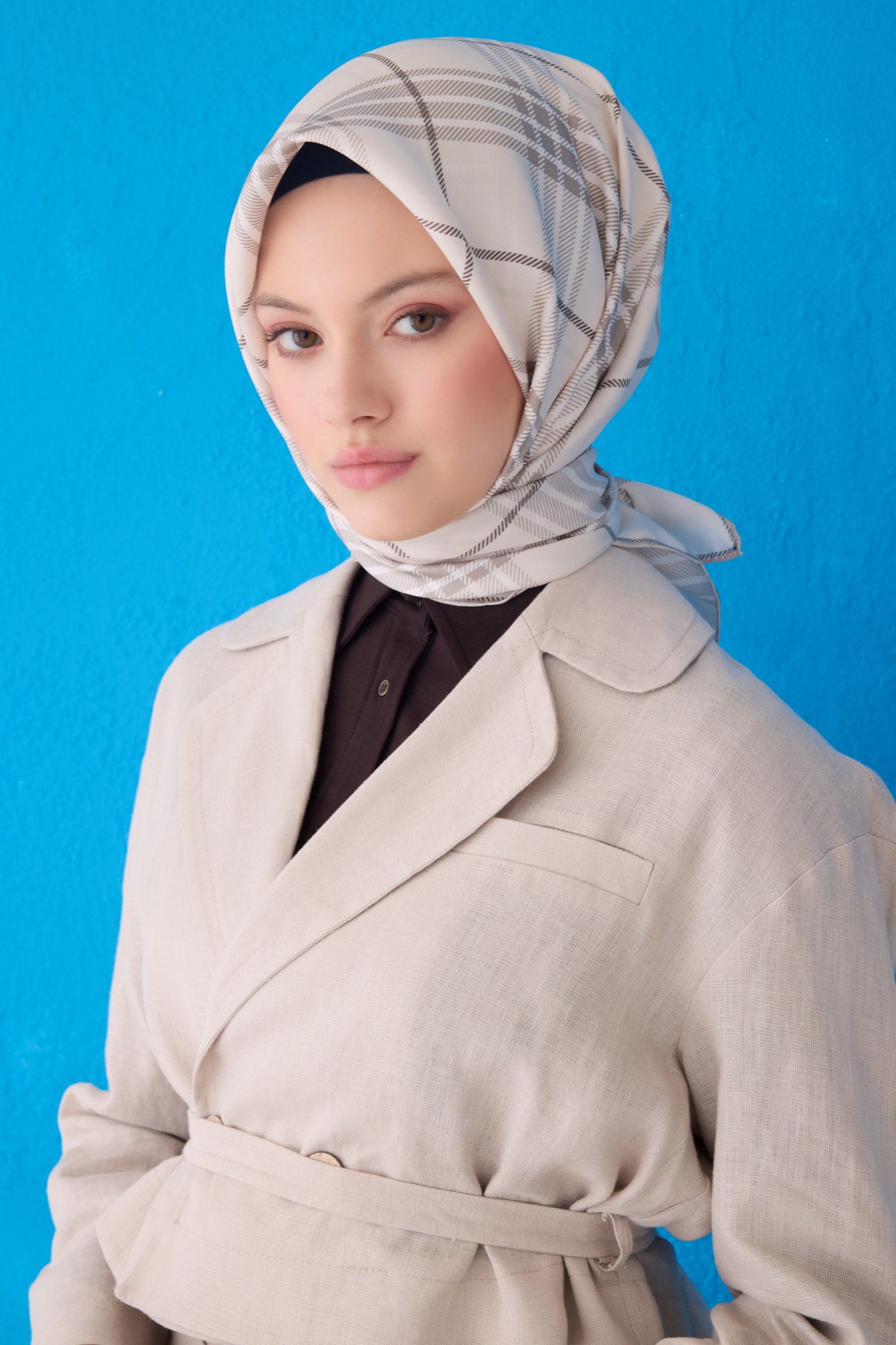 Belli Twill İpek Eşarp 4122D - Krem-82