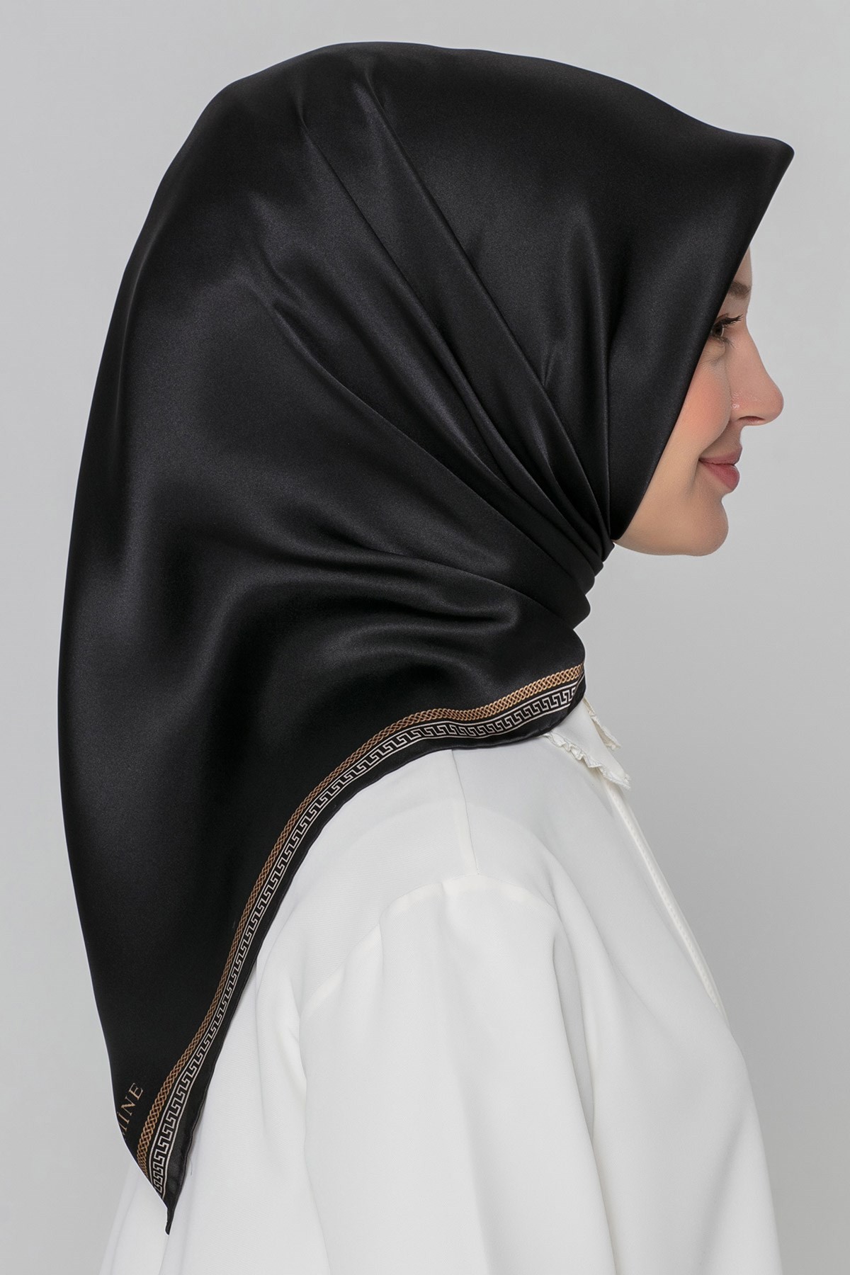 Armine Nostalji Serisi İpek Sura Eşarp 8432DS-31