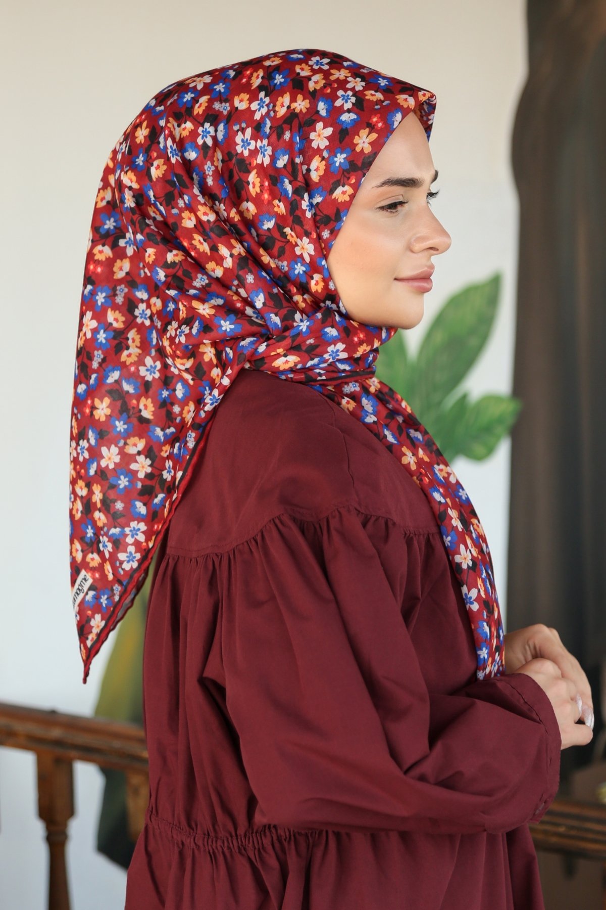 Tesettürnağme Soft Pamuk Eşarp TN2008 - Bordo-Sarı-Mavi-13