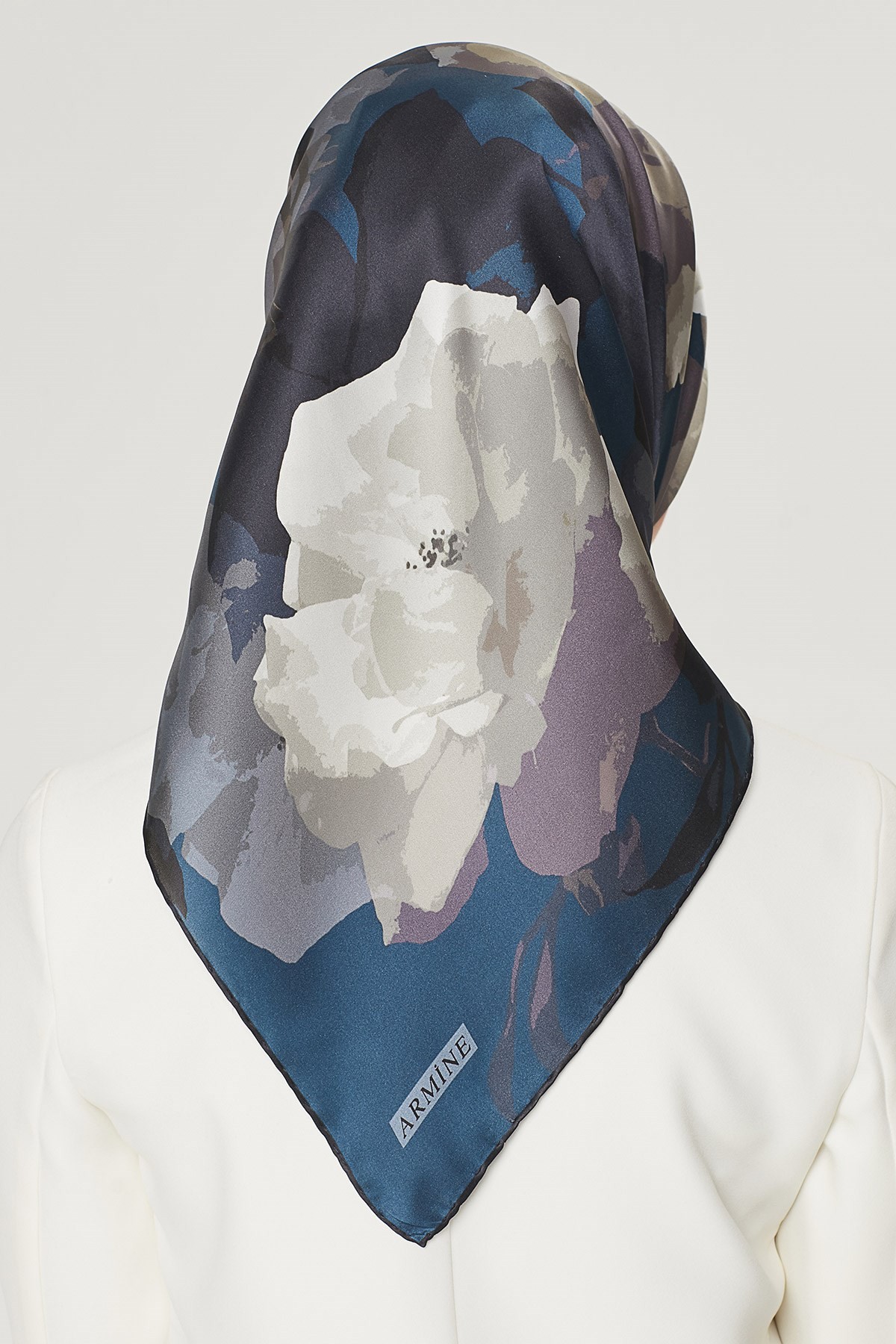 Armine Nostalji Serisi Twill İpek Eşarp 8534D-09