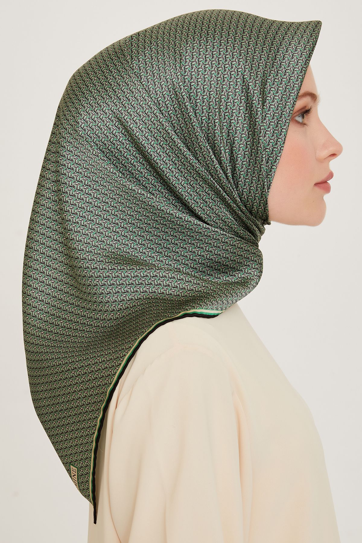 Armine İpek Twill Eşarp 9250D-03