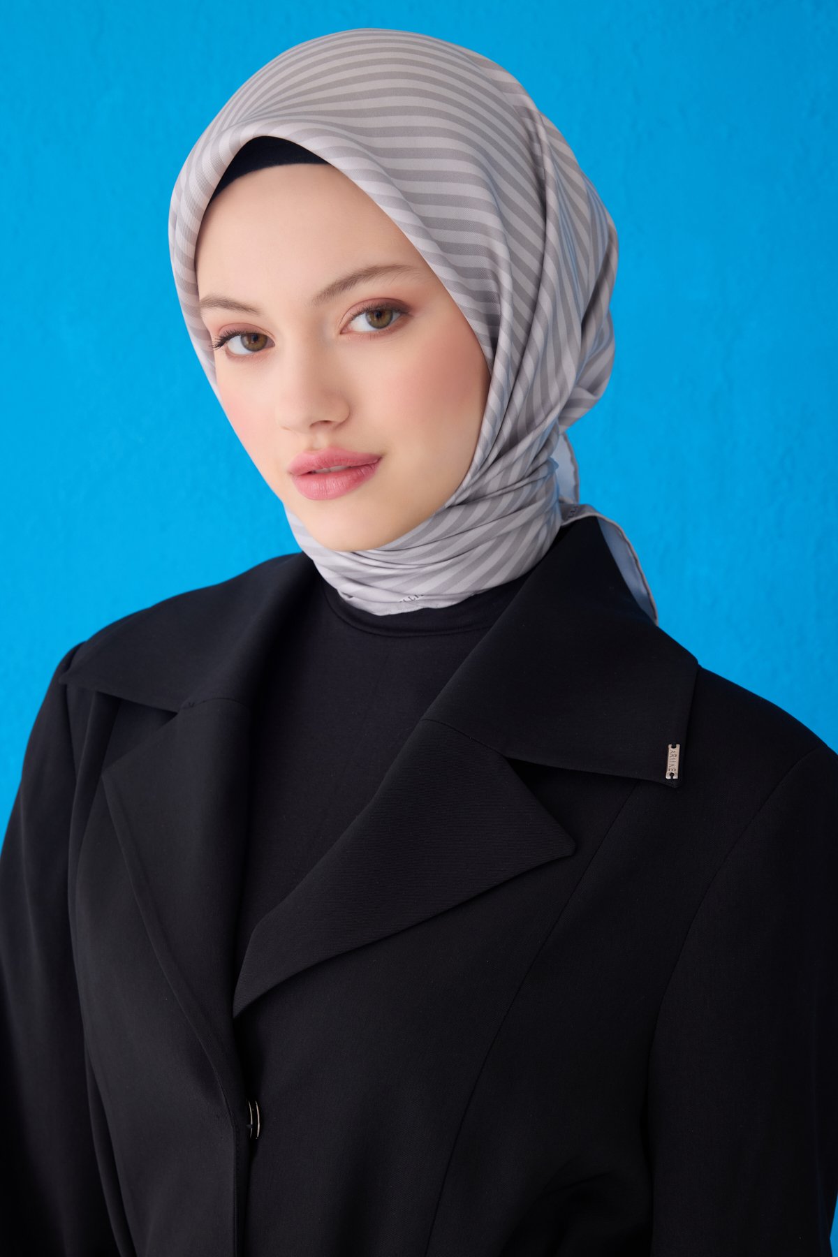 Belli Twill İpek Eşarp 4115D - Gri