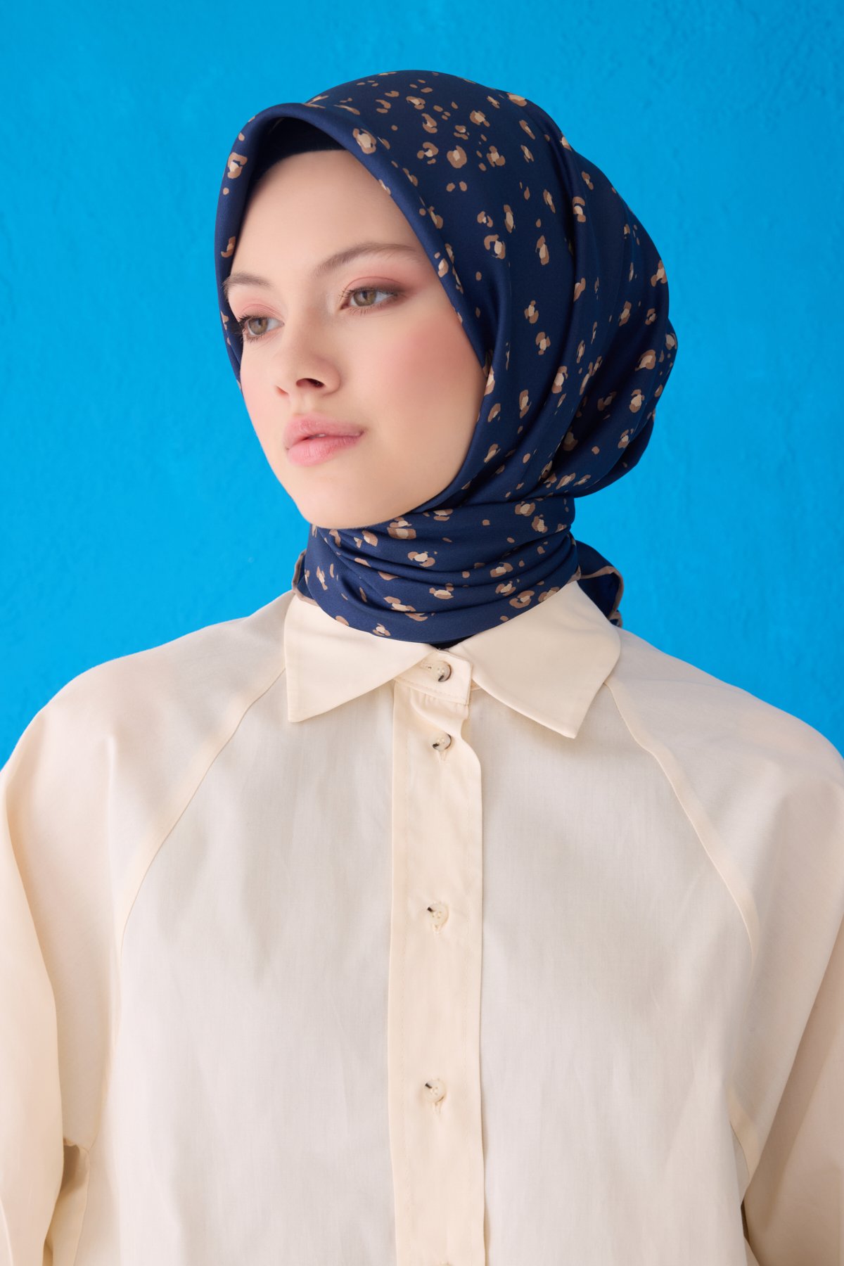 Belli Twill İpek Eşarp 4126D - LACİVERT-KAHVE