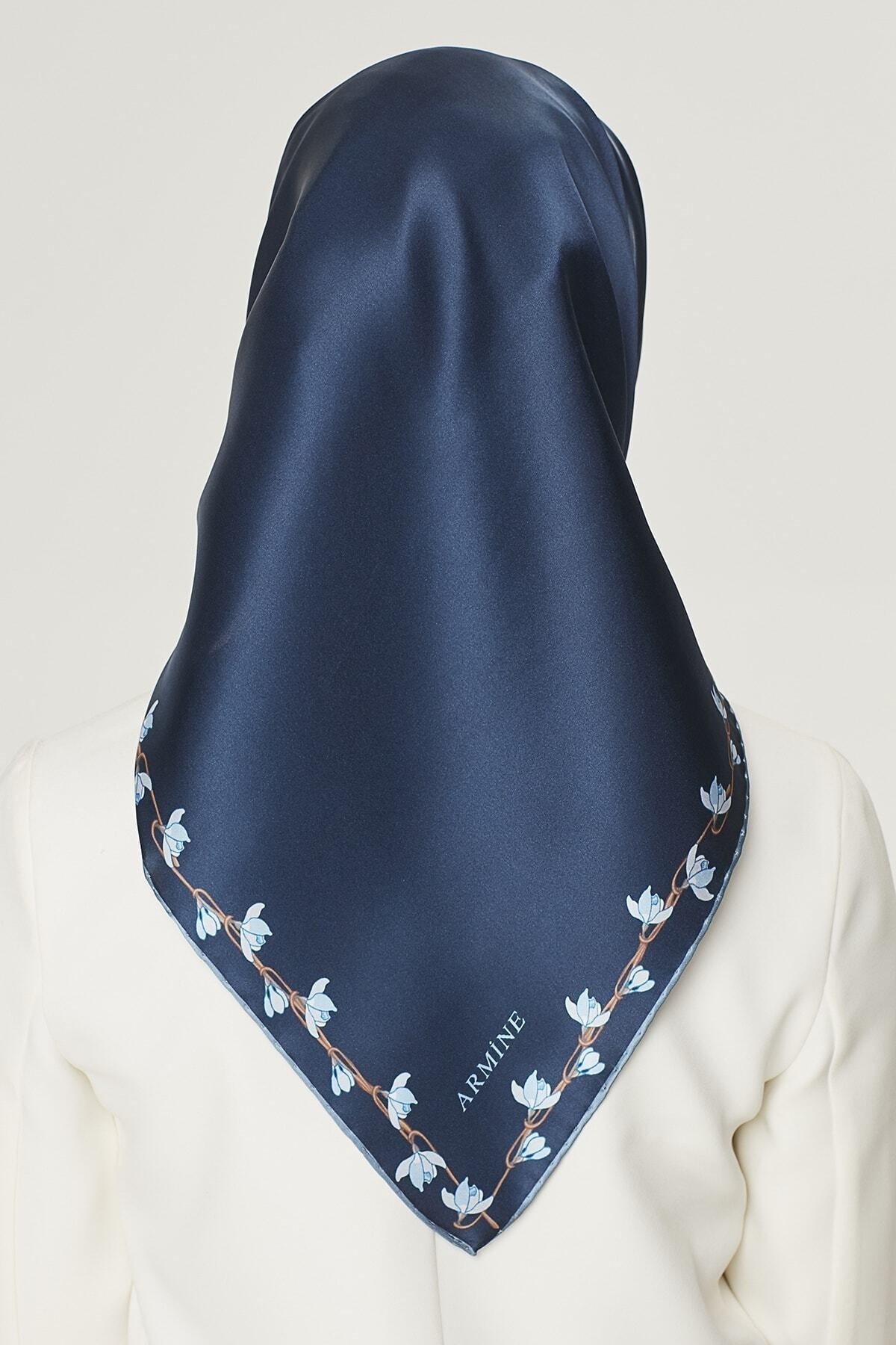 Armine Nostalji Serisi İpek Twill Eşarp 8553D-80