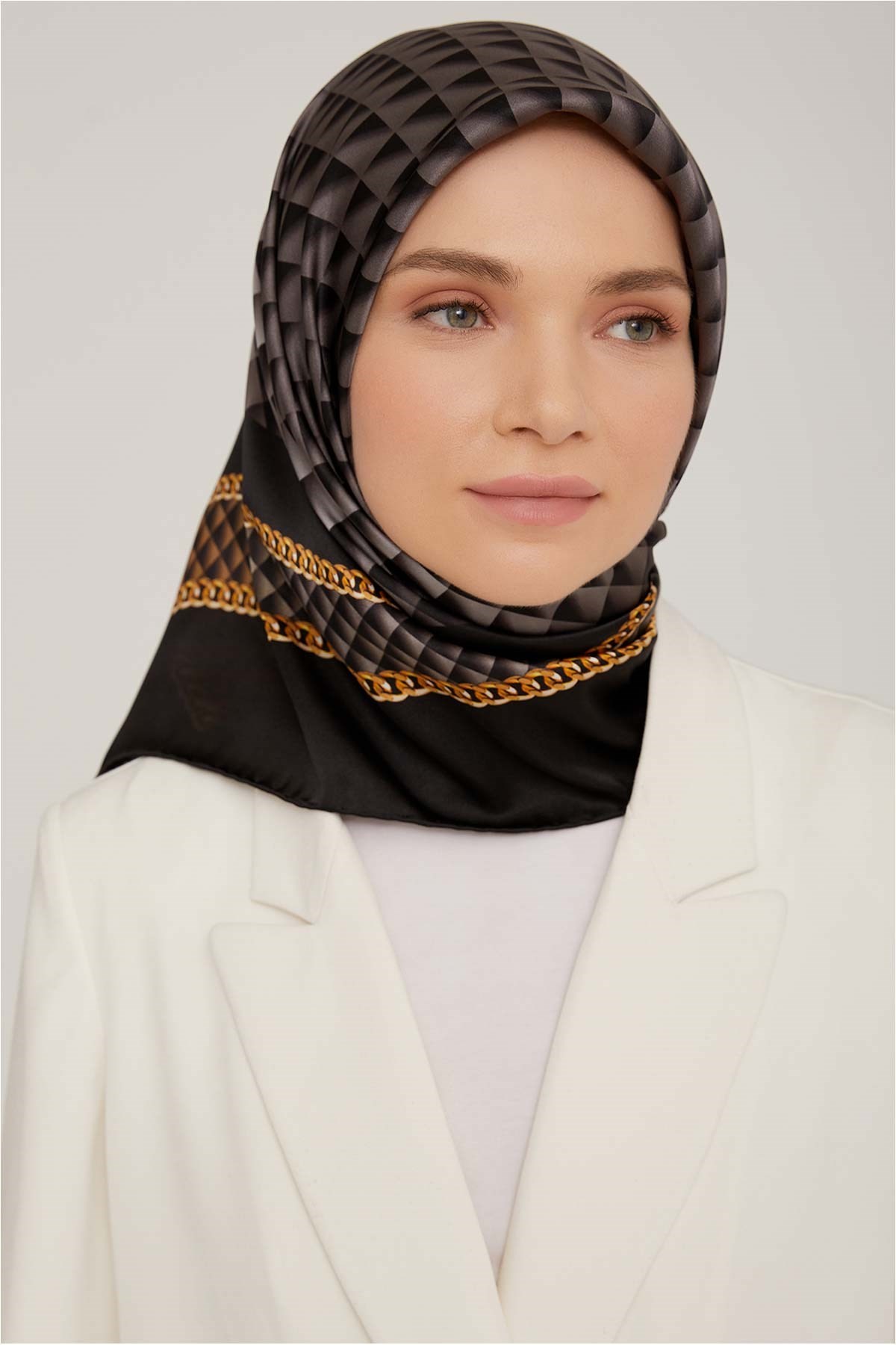 Armine İpek Eşarp Nostalji Sura 8834DS-32