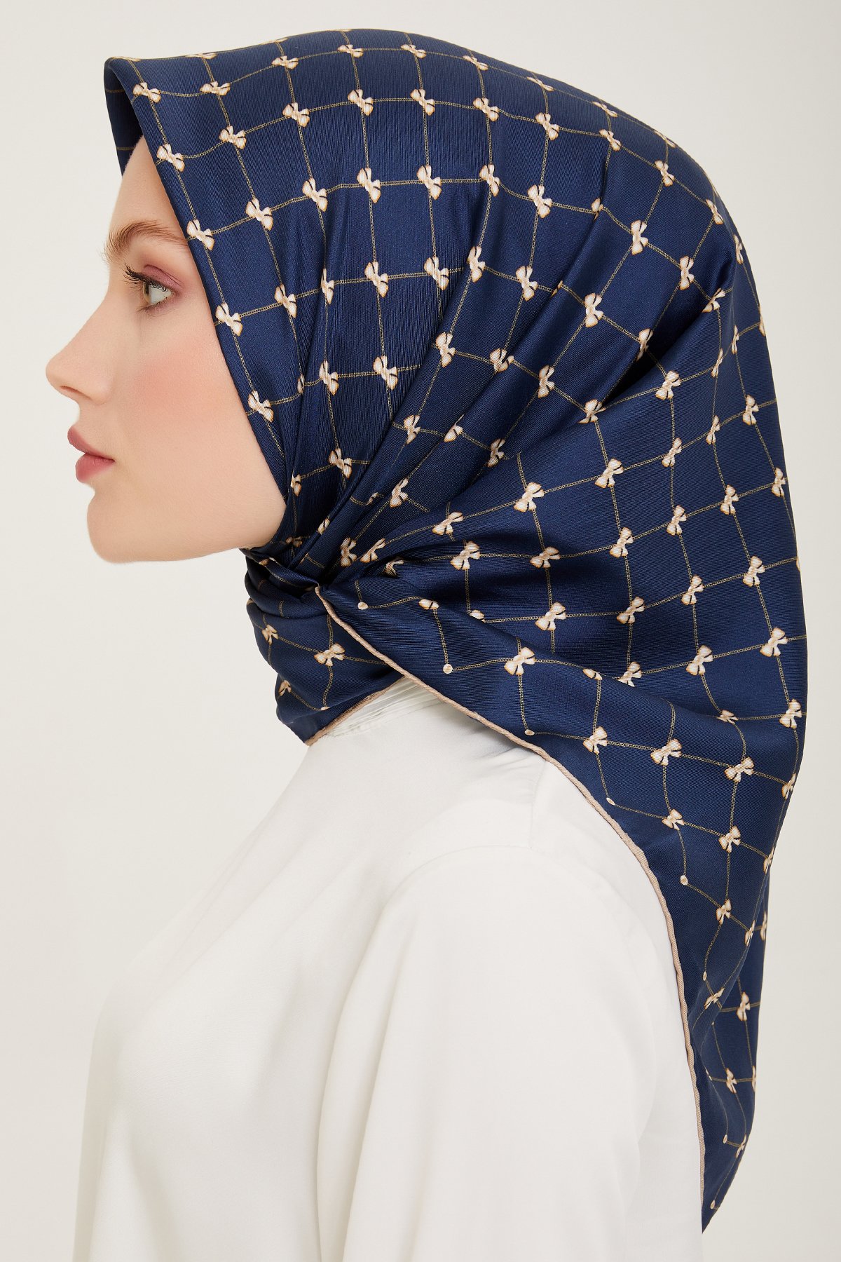 Belli Twill İpek Eşarp 4006D- - Lacivert-03