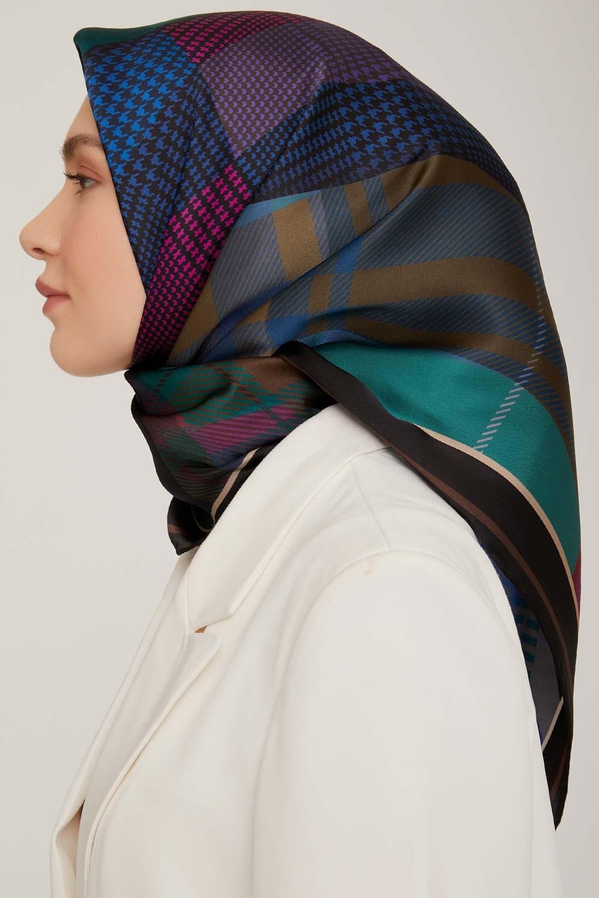 Armine İpek Eşarp Nostalji Sura 8819DS-04
