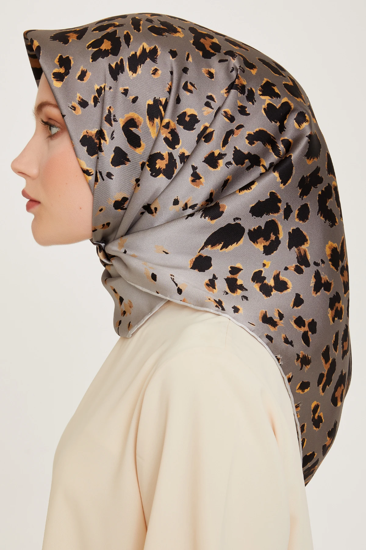 Armine Nostalji Serisi İpek Sura Eşarp 9249DS-03