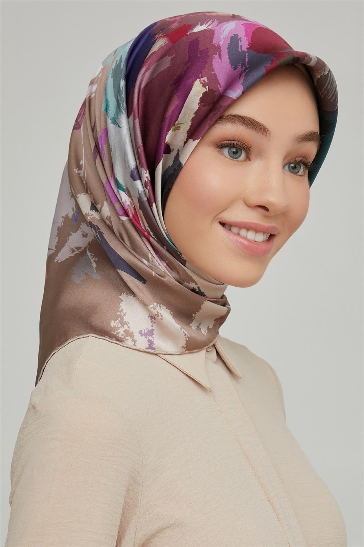 Nostalji Serisi Sura İpek Eşarp 8651DS-32