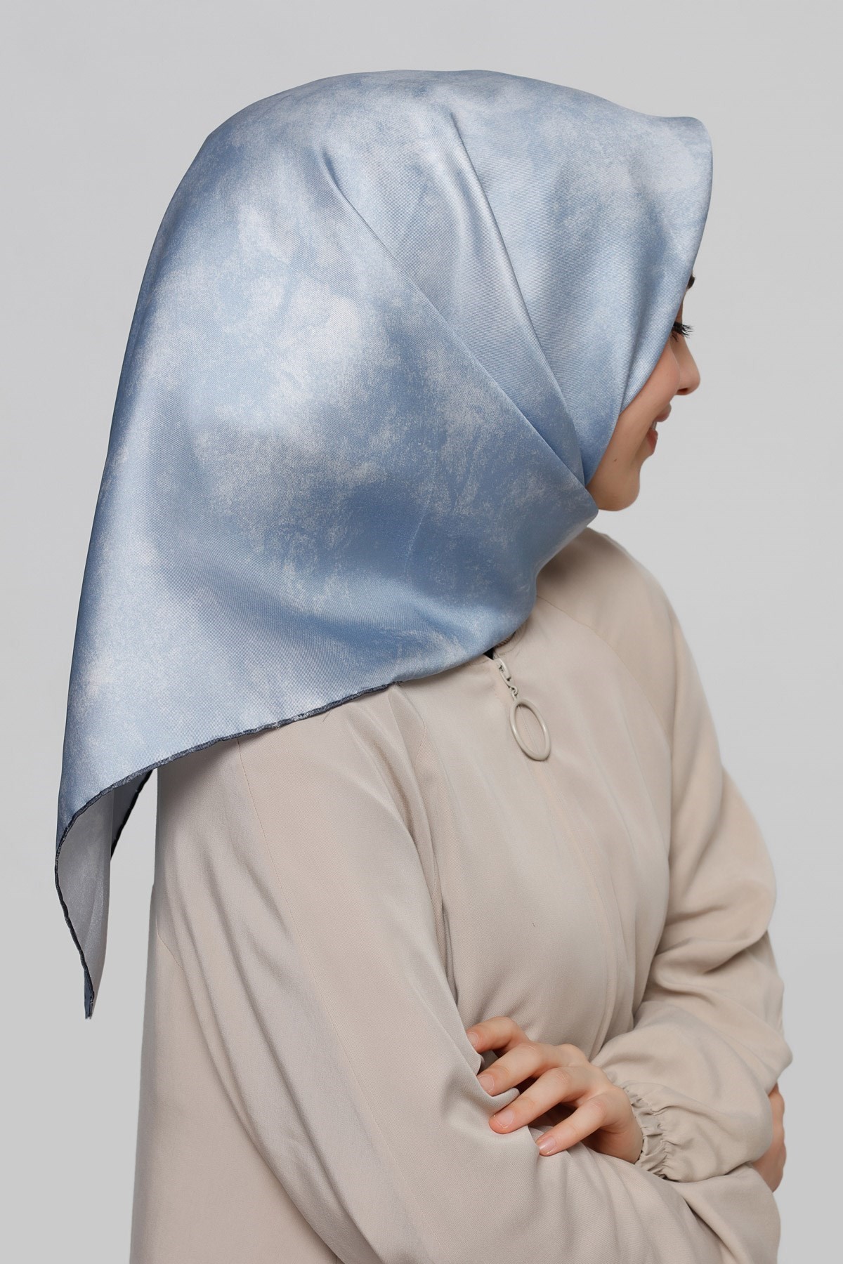 Armine Nostalji Serisi İpek Twill Eşarp 8333D-93