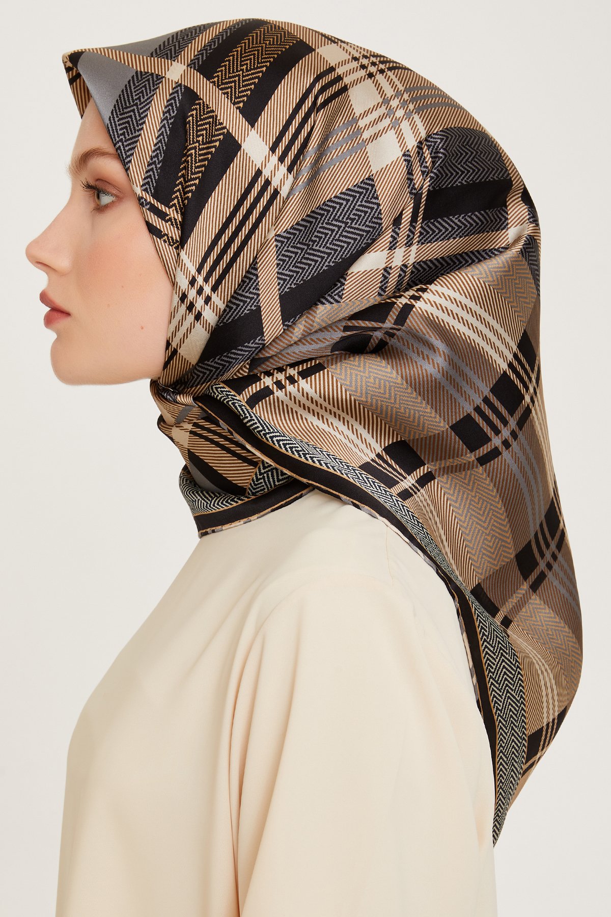 Armine İpek Twill Eşarp 9223D-02