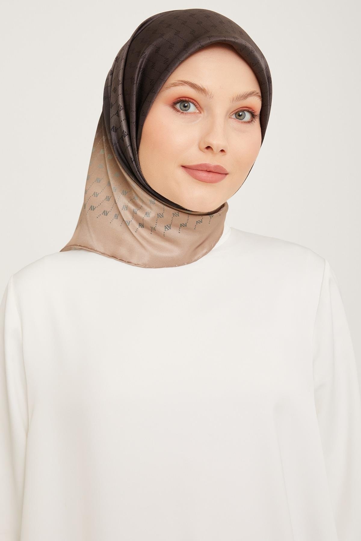 Armine Nostalji Serisi İpek Sura Eşarp 9003DS-27