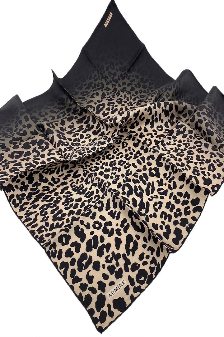 Armine Nostalji Serisi İpek Twill Eşarp 8550D-44