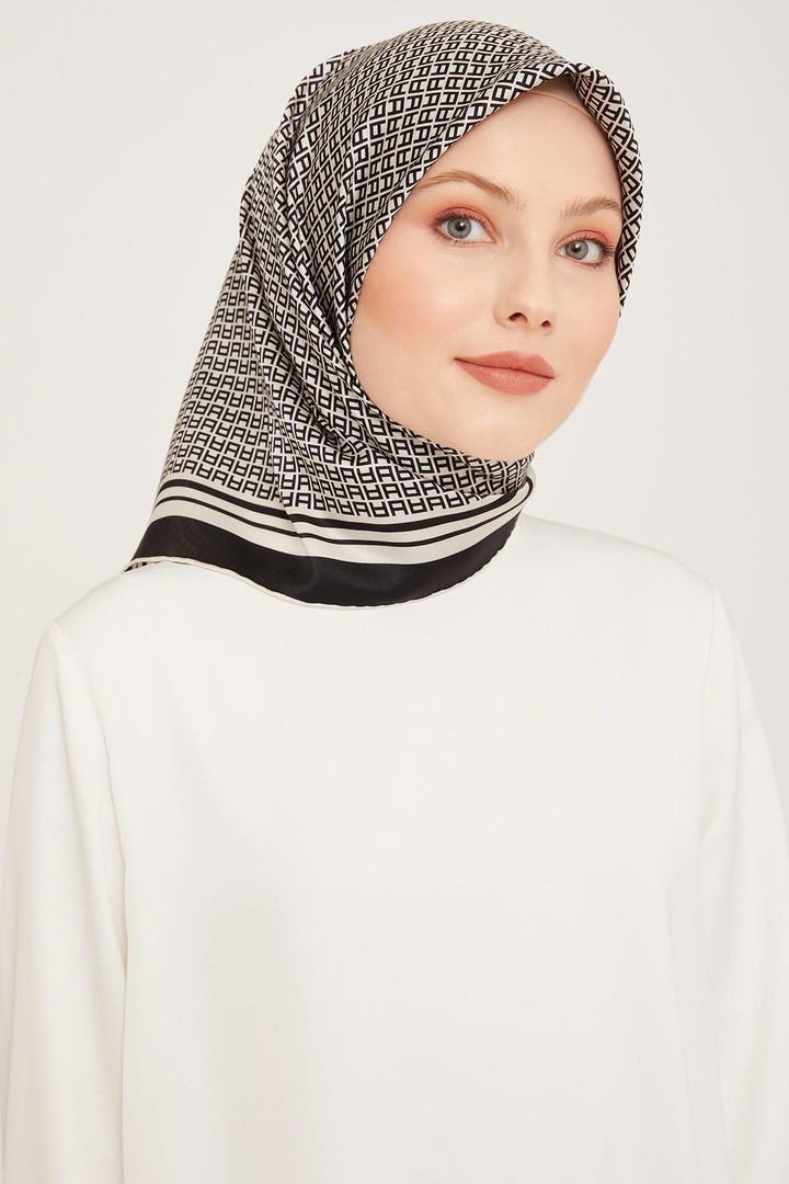 Armine Nostalji Serisi Twill İpek Eşarp 9026D-02