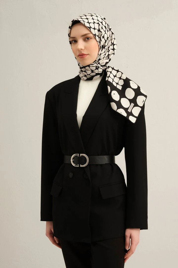 Armine Nostalji Serisi Twill İpek Eşarp 9354D - Beyaz - Siyah
