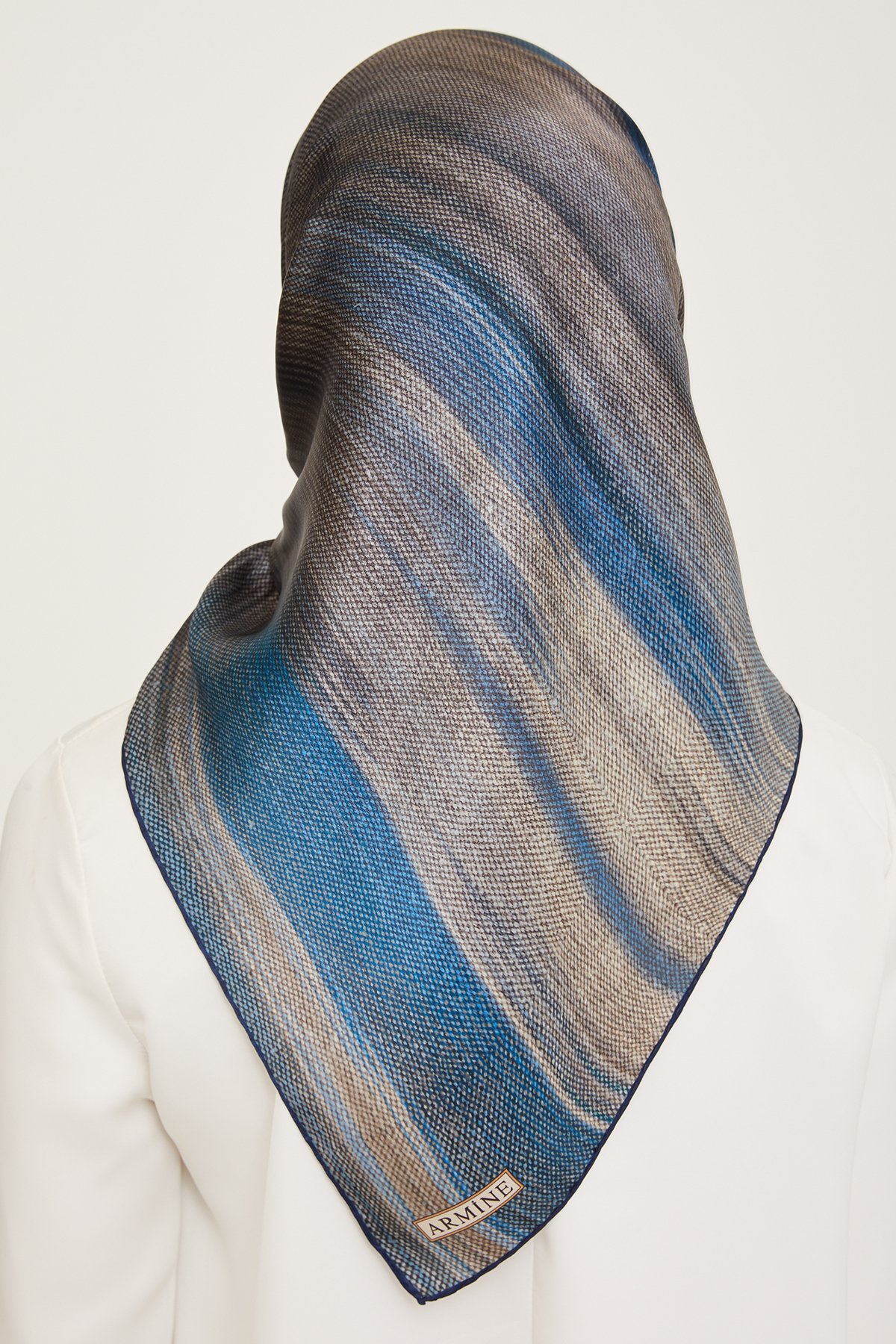 Armine Nostalji Serisi Twill İpek Eşarp 9017D-05