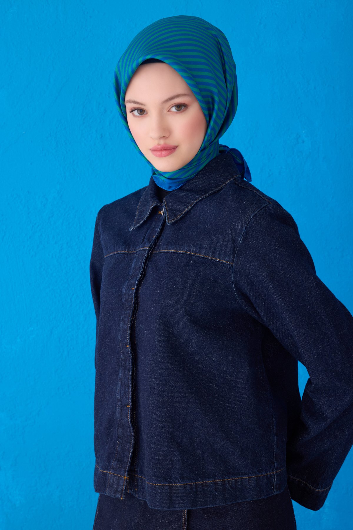 Belli Twill İpek Eşarp 4115D - İndigo-