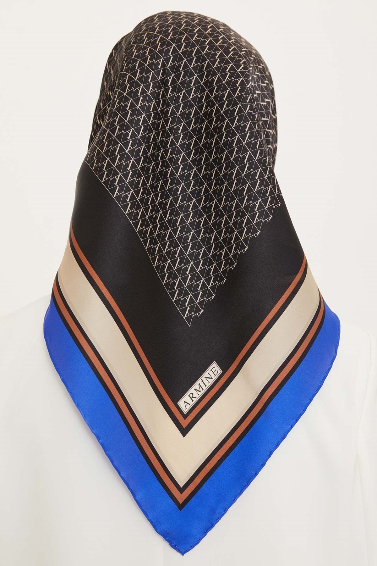 Armine Nostalji Serisi İpek Twill Eşarp 8724D-38