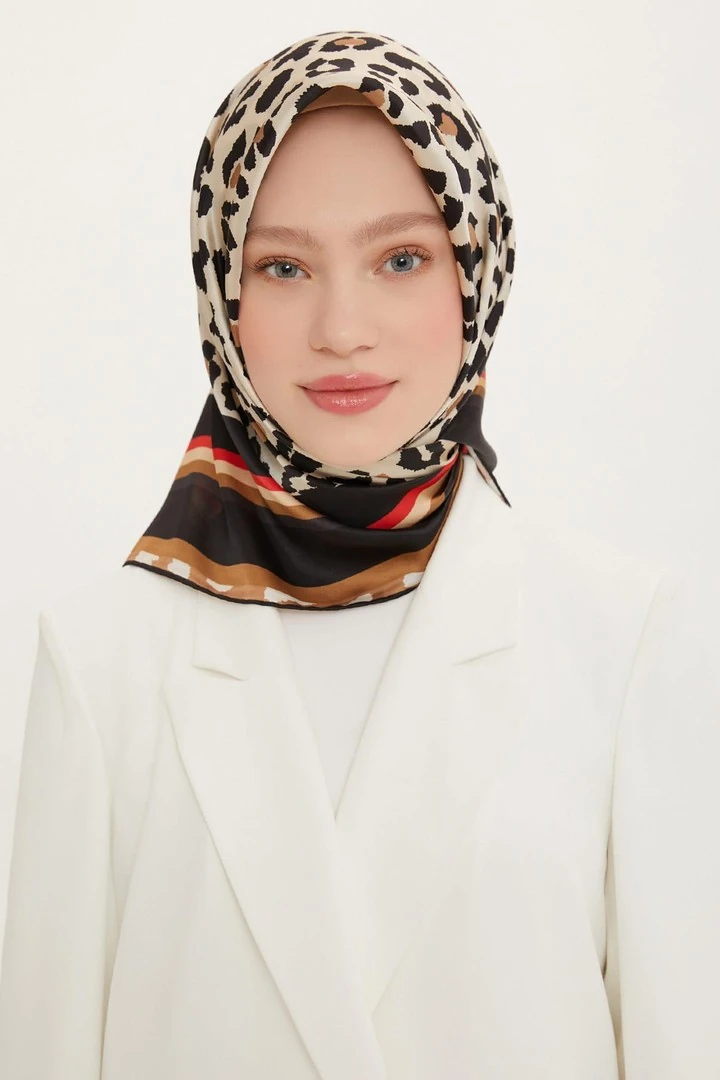 Armine Nostalji Serisi Sura İpek Eşarp 8728DS-01