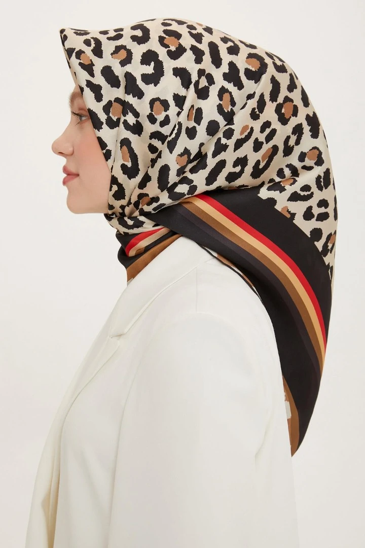 Armine Nostalji Serisi Sura İpek Eşarp 8728DS-01