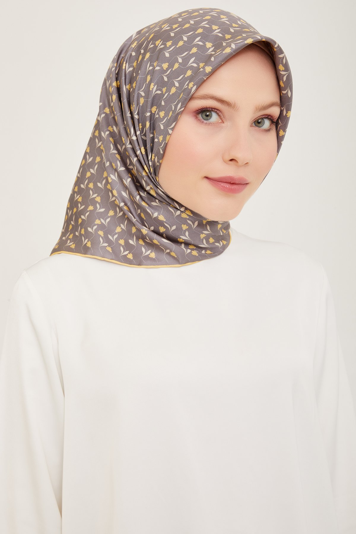 Belli Twill İpek Eşarp 4001D - Füme-Gold-53