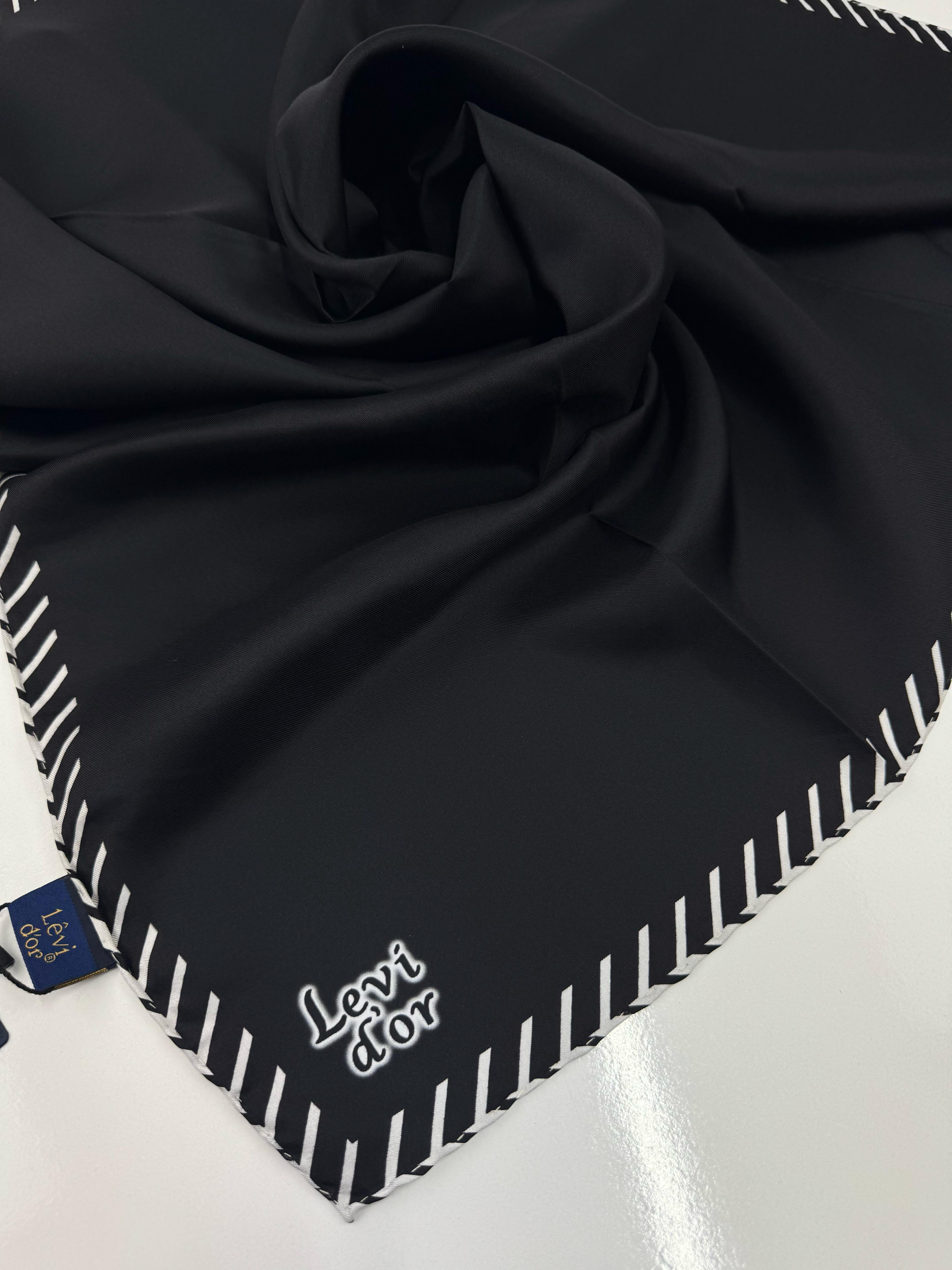 Levidor Twill İpek Eşarp LD4166