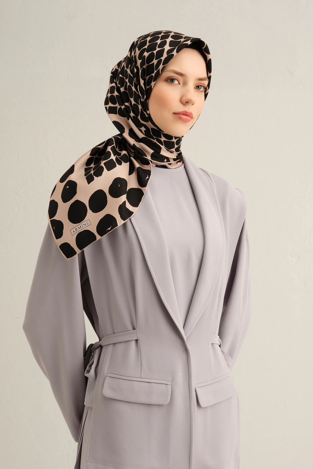 Armine Twill İpek Eşarp 9354D - Bej - Siyah