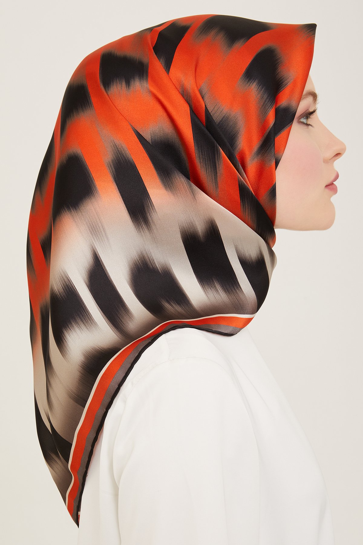 Armine Nostalji Serisi Twill İpek Eşarp 9155D-03
