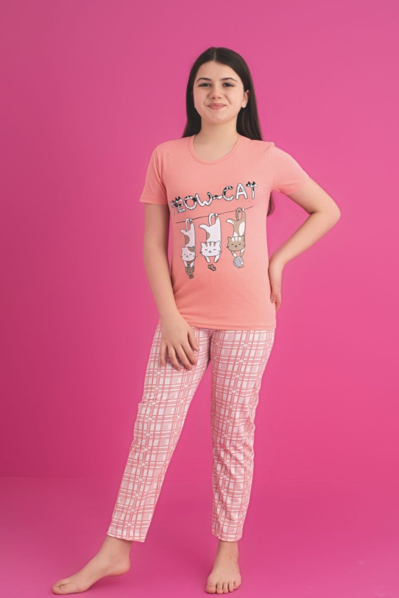 Faryakids Pamuklu Kısa Kollu Kedi Desenli Kız Çocuk Pijama Takımı - Yavruağzı
