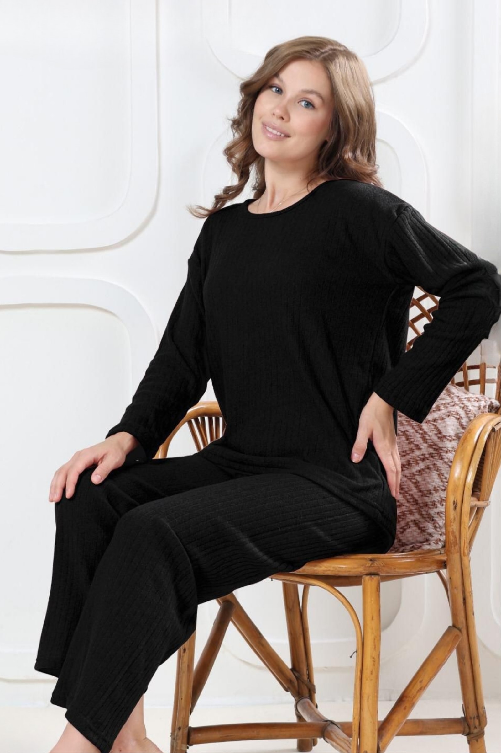 Pamuklu Kalın Kışlık İnterlok Şeritli Uzun Kollu Örme Pijama Takımı - Siyah