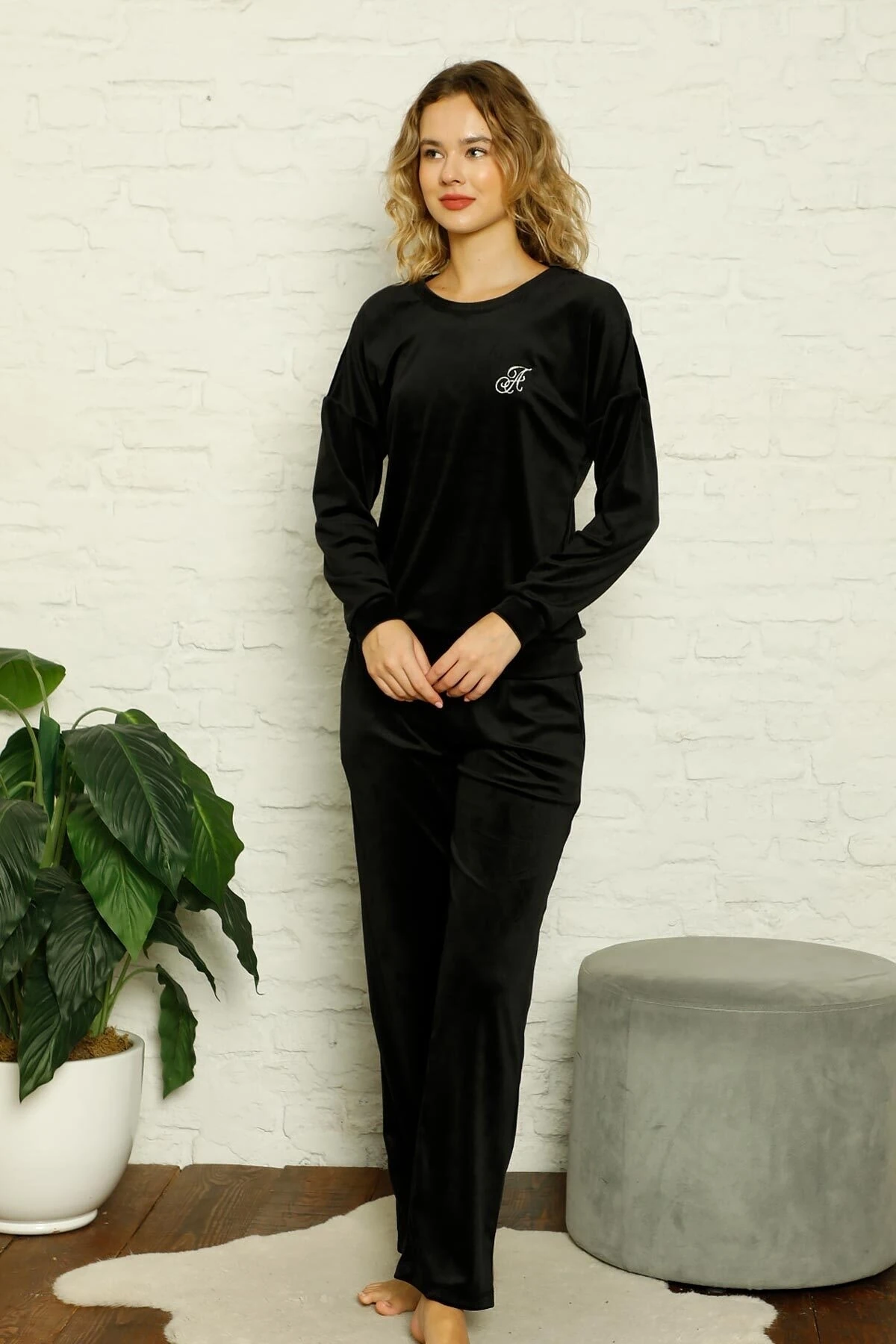 Luxury Velvet Collection İpeksi Kadife Cepli Pijama Takımı - Siyah