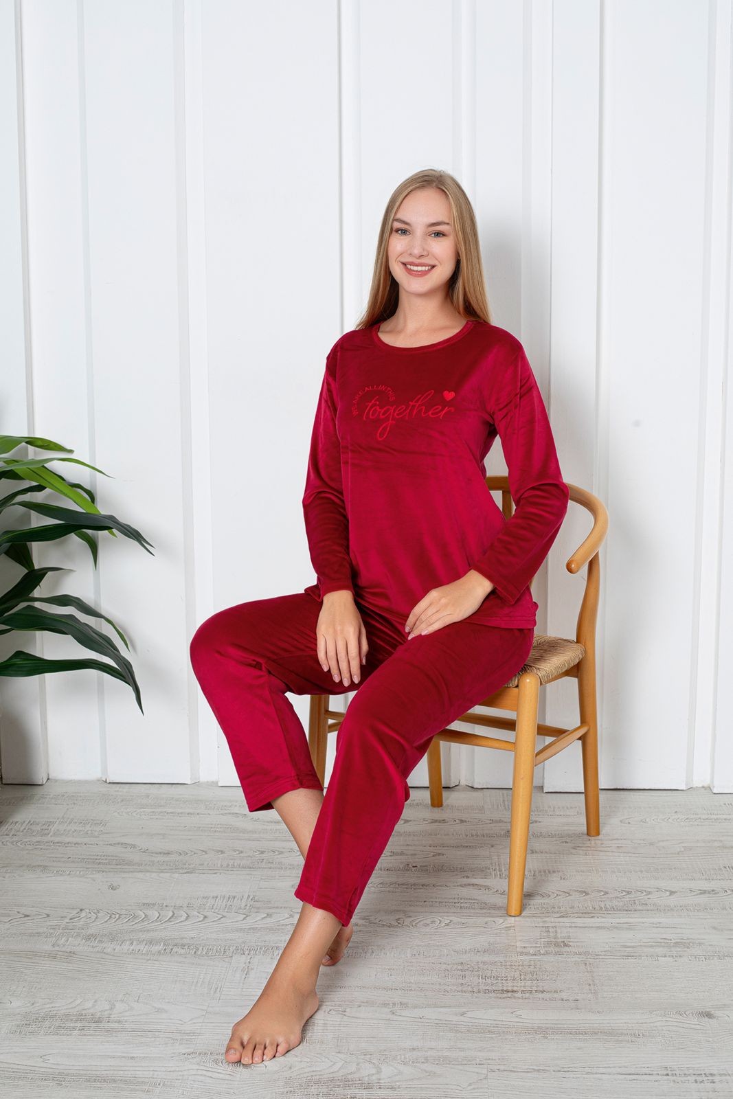 Luxury Velvet Fransız Kadife Yazı Detaylı Pijama Takımı - Bordo