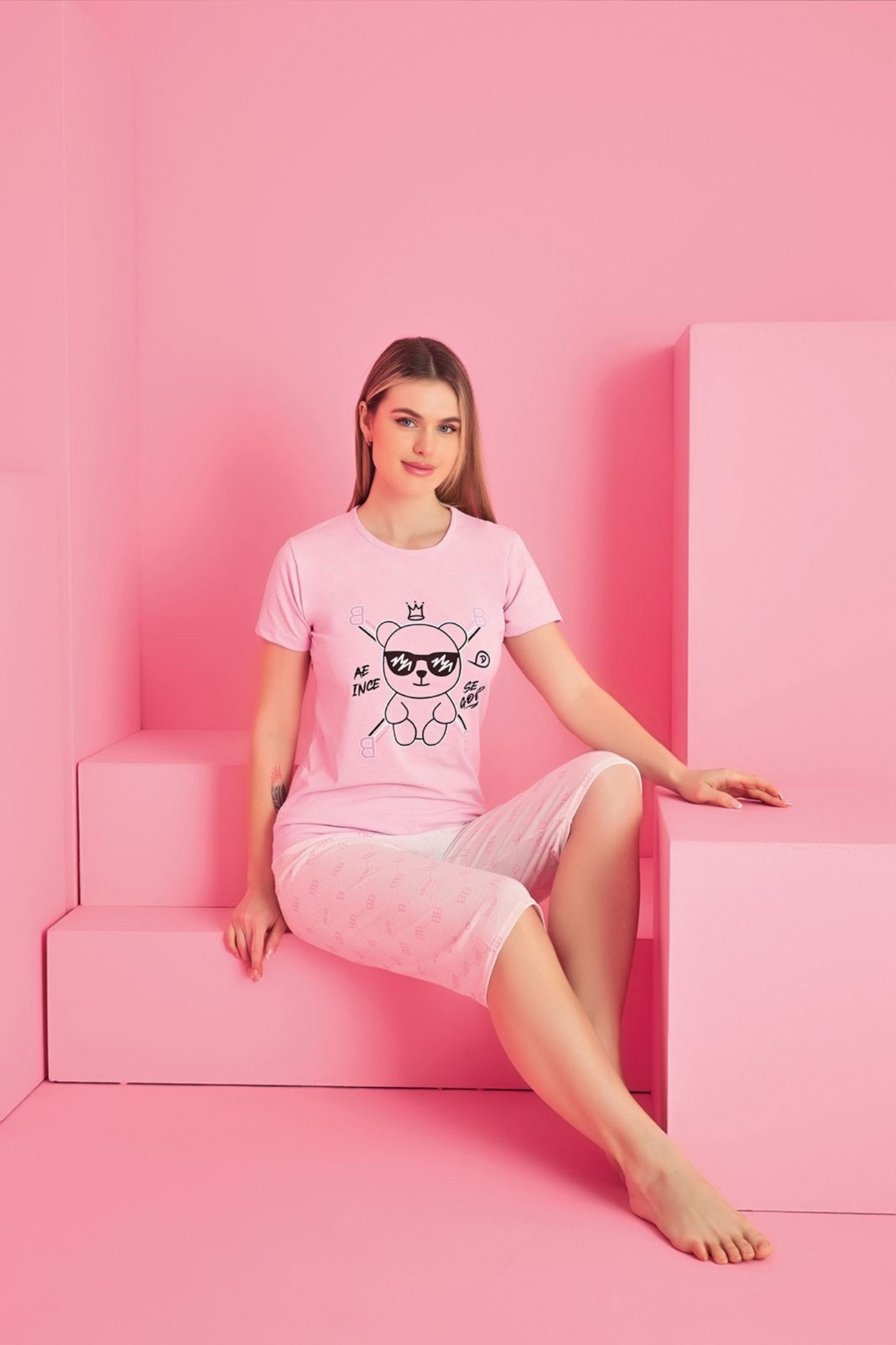 Dreamy Pamuklu Desenli Kısa Kollu Bermuda Kapri Takım