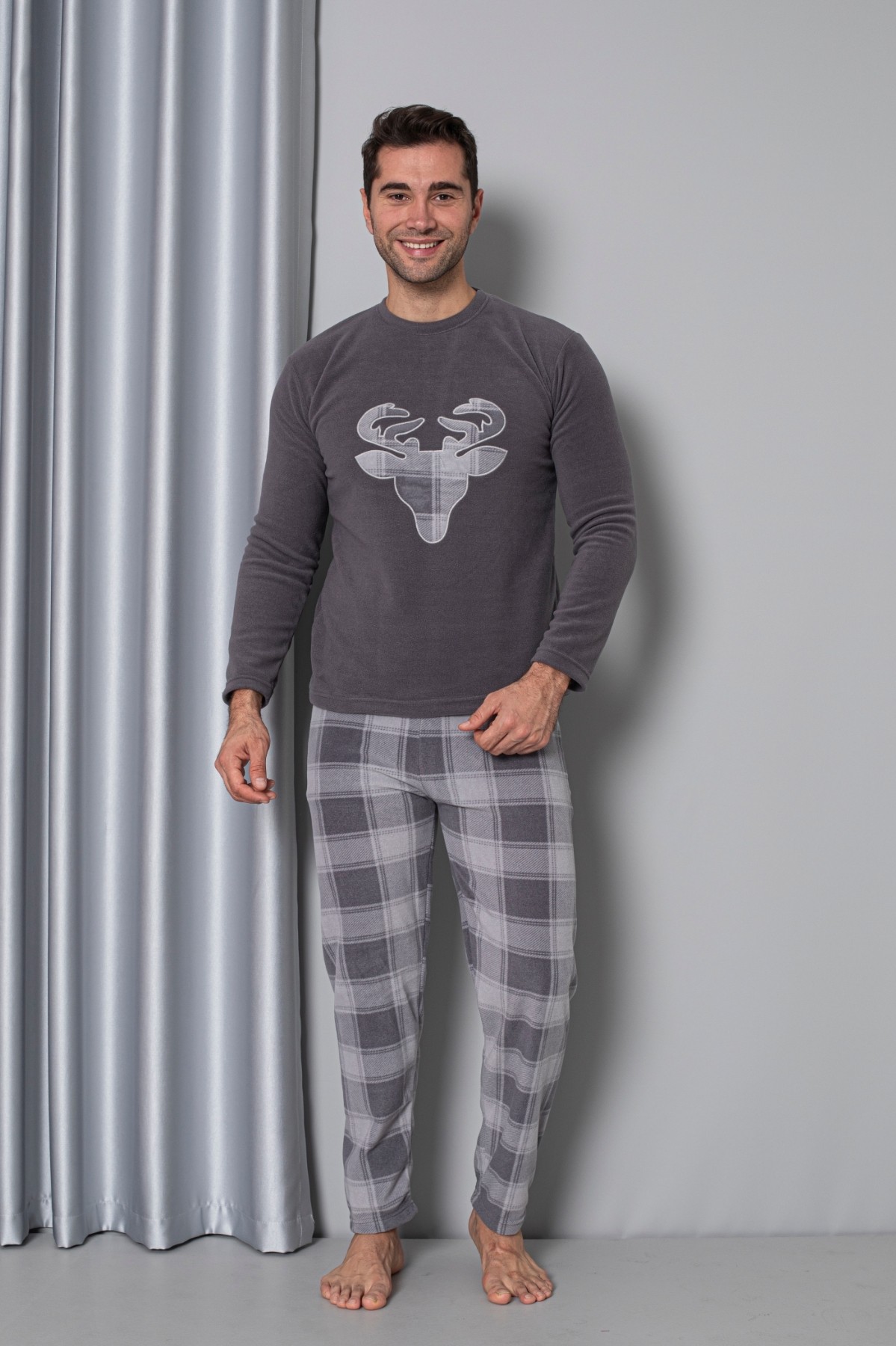 Luxury Soft Polar Ekose Kareli Boğa Desenli Erkek Pijama Takımı - Gri