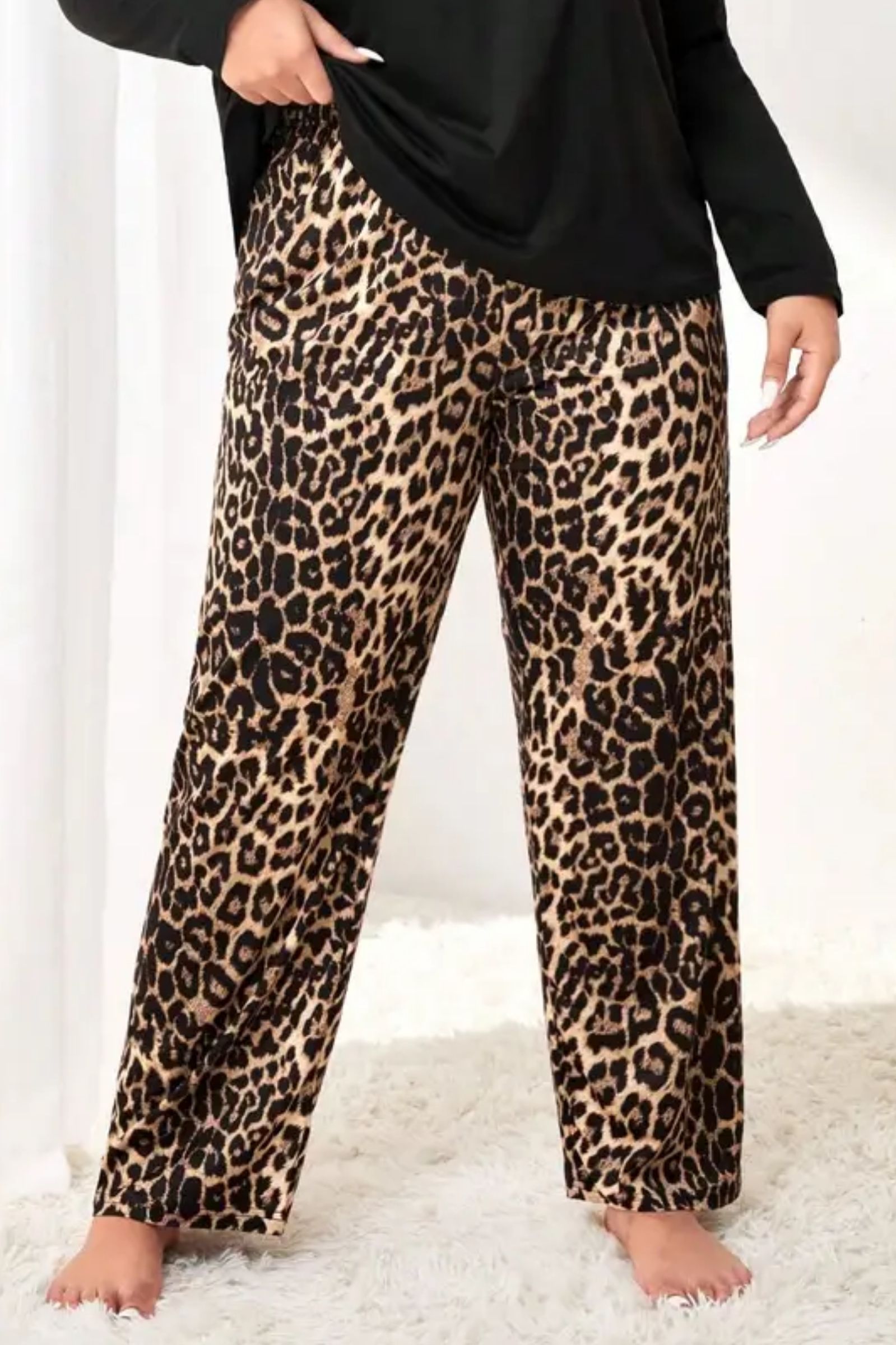 Büyük Beden Yumuşak Kadife Dokulu Leopar Desenli Süet Pijama Altı Pantolon