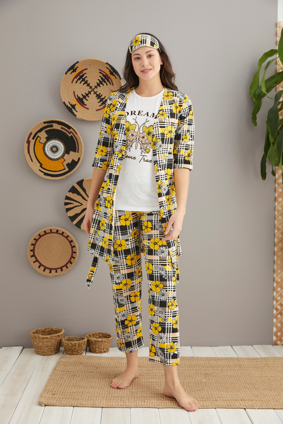 Dreamy 4 Parça Sabahlıklı Kısa Kollu Desenli Pijama Takımı - Sarı