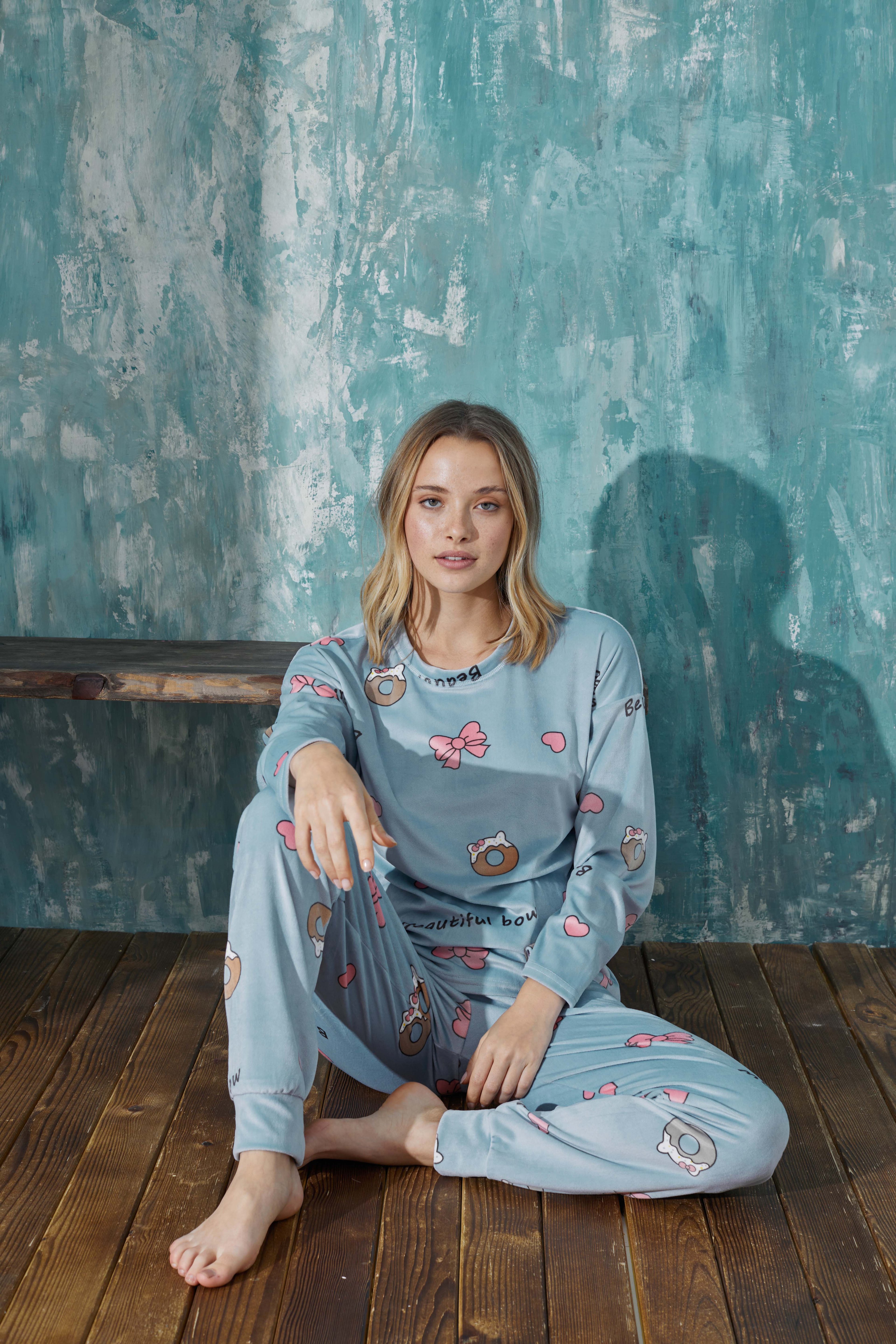 Luxury Velvet Fransız Kadife Desenli Paça Manşetli Pijama Takımı - Mavi