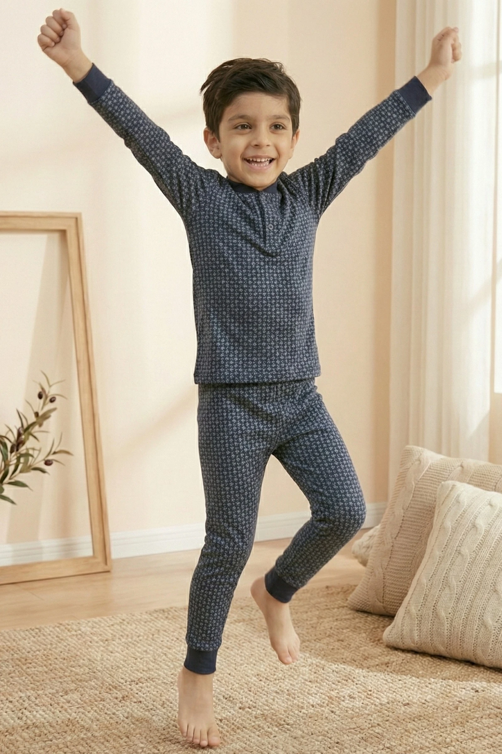 Pamuklu 2 iplik Şardonlu Manşetli Düğmeli Yaka Erkek Çocuk Pijama Takımı - Lacivert