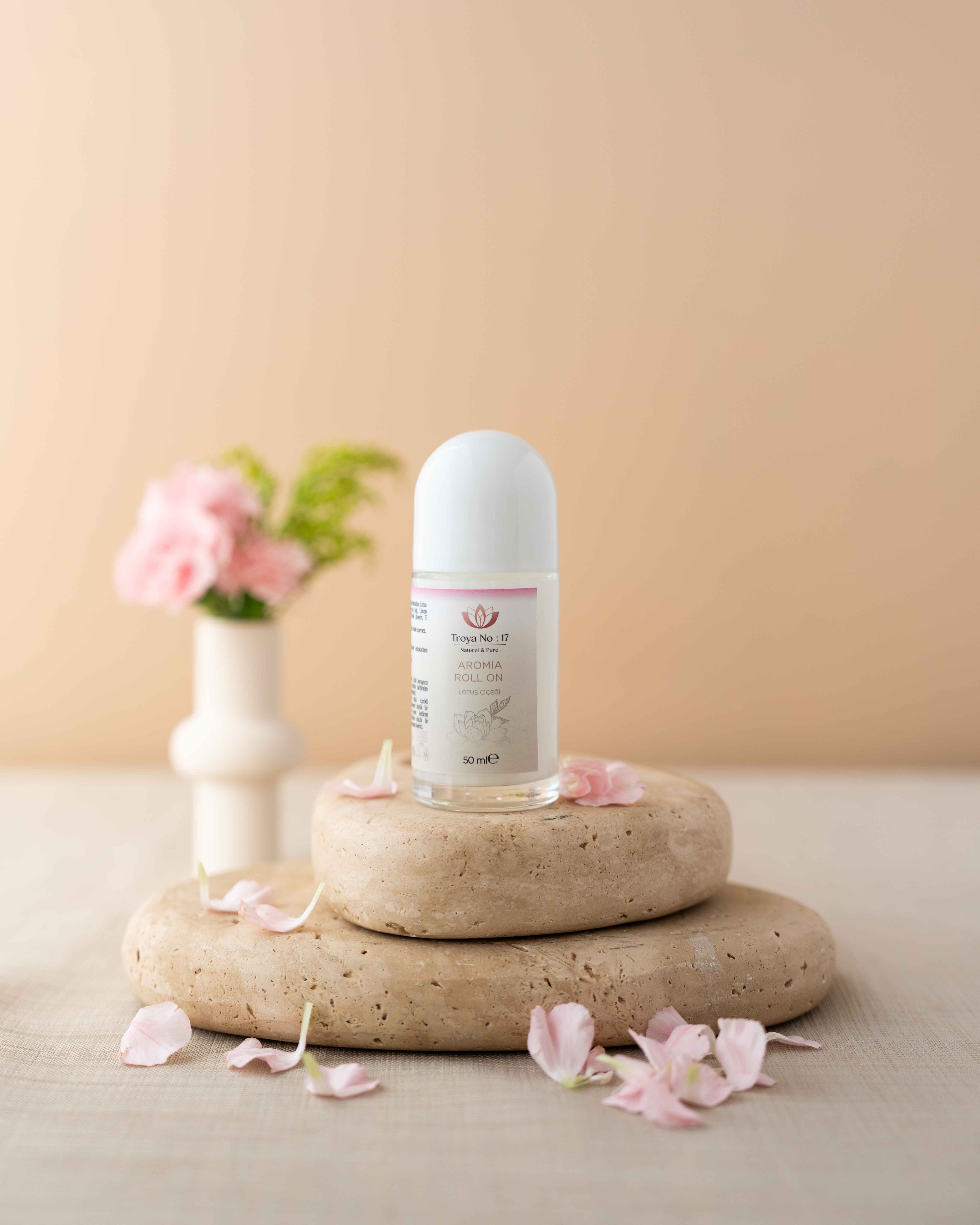 Roll On Deodorant (PİNK LOTUS) 50 ML